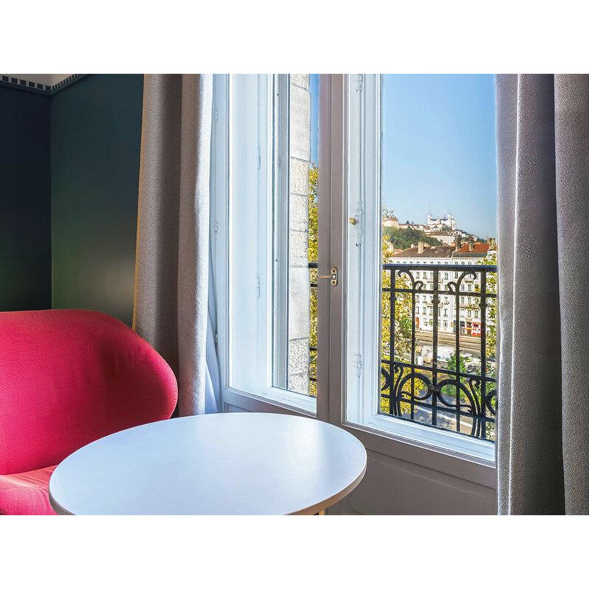 Smartbox Séjour luxueux en duo dans un hôtel Mercure 4* à Lyon - Coffret Cadeau Séjour