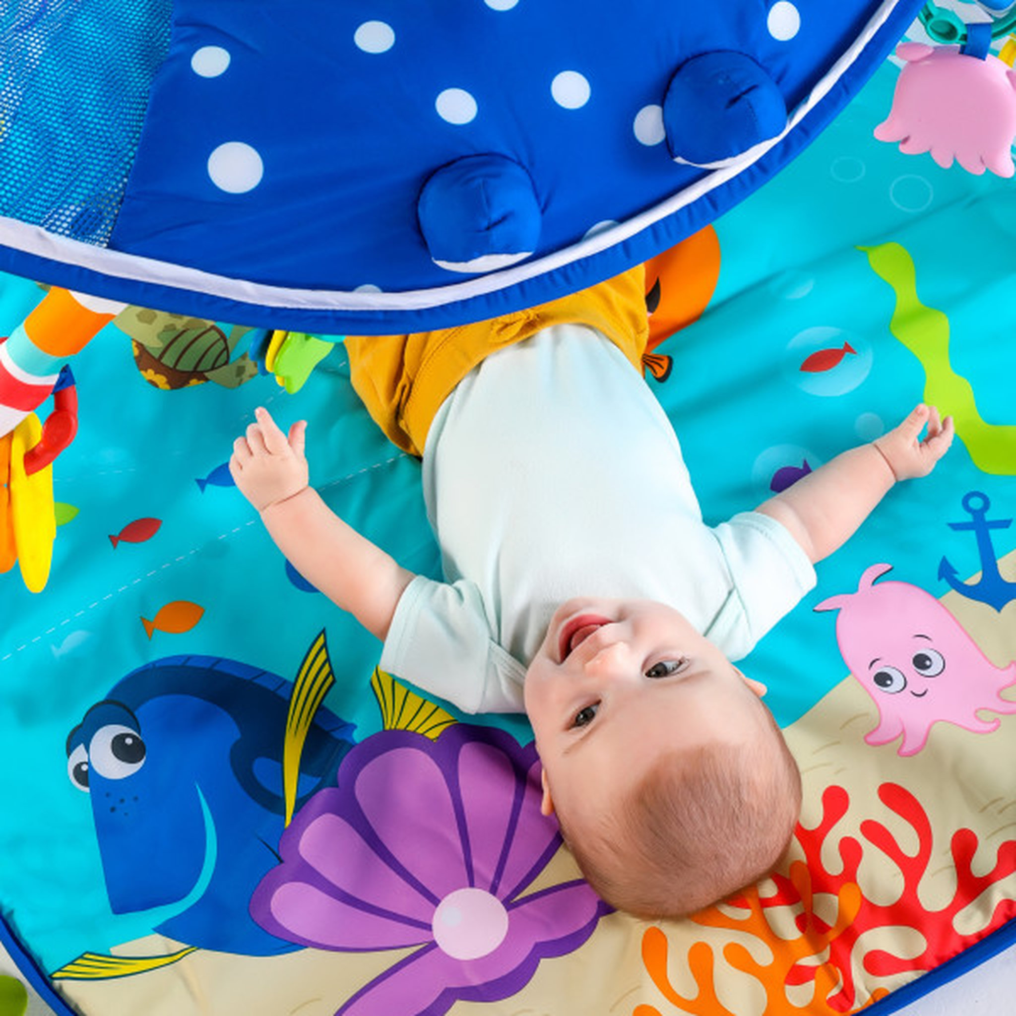 Voir la diapositive 9 : DISNEY Tapis d'éveil avec lumière Mr Ray Ocean Nemo