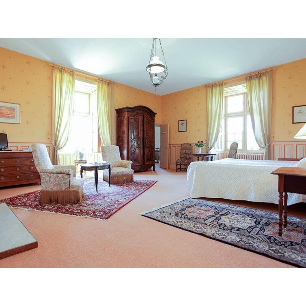 Smartbox Séjour de 3 jours dans un château en chambre supérieure avec dîner près de Périgeux - Coffret Cadeau Séjour