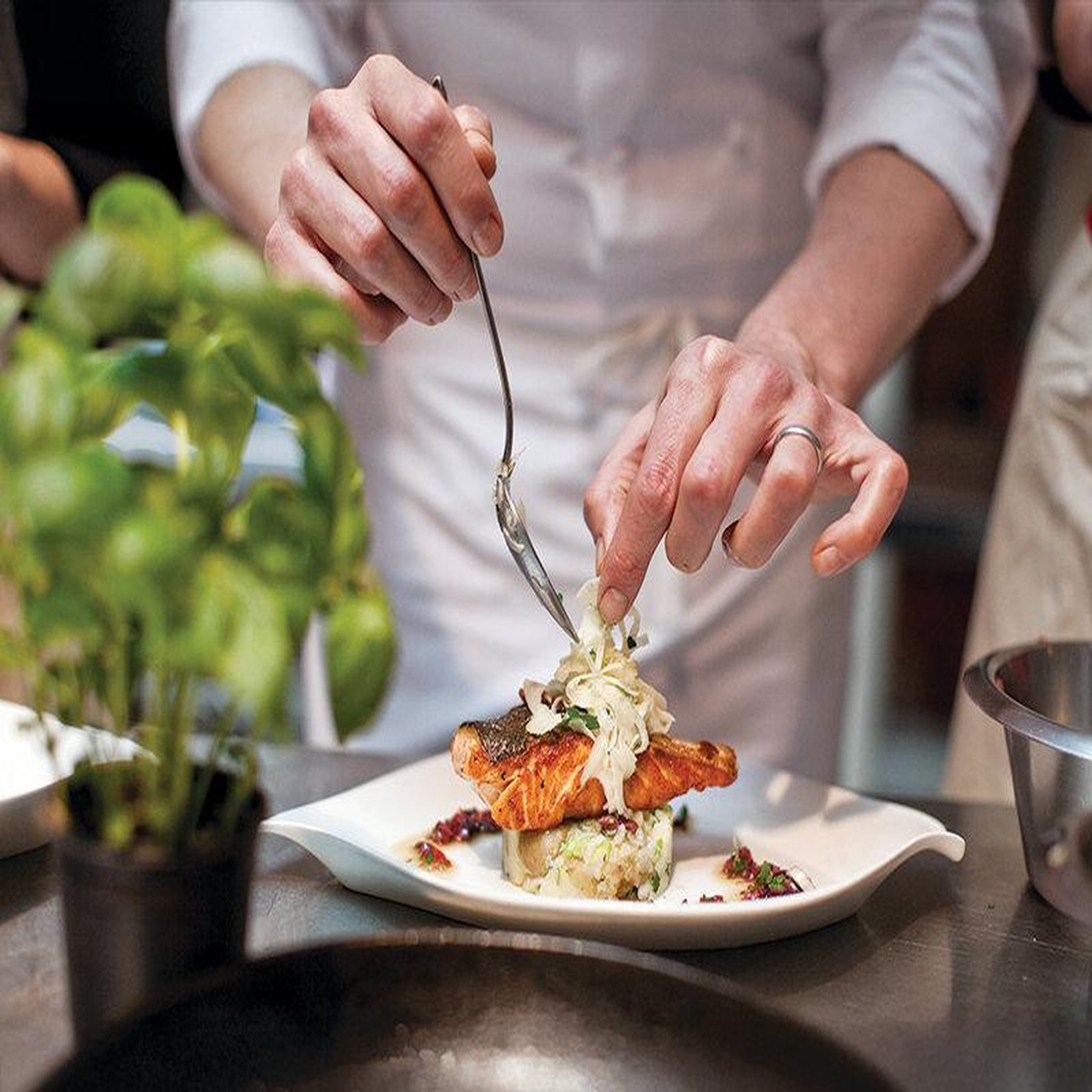 Voir la diapositive 5 : Smartbox Cours de cuisine à toulouse : 1 masterclass de 3h avec l'atelier des chefs - coffret cadeau gastronomie