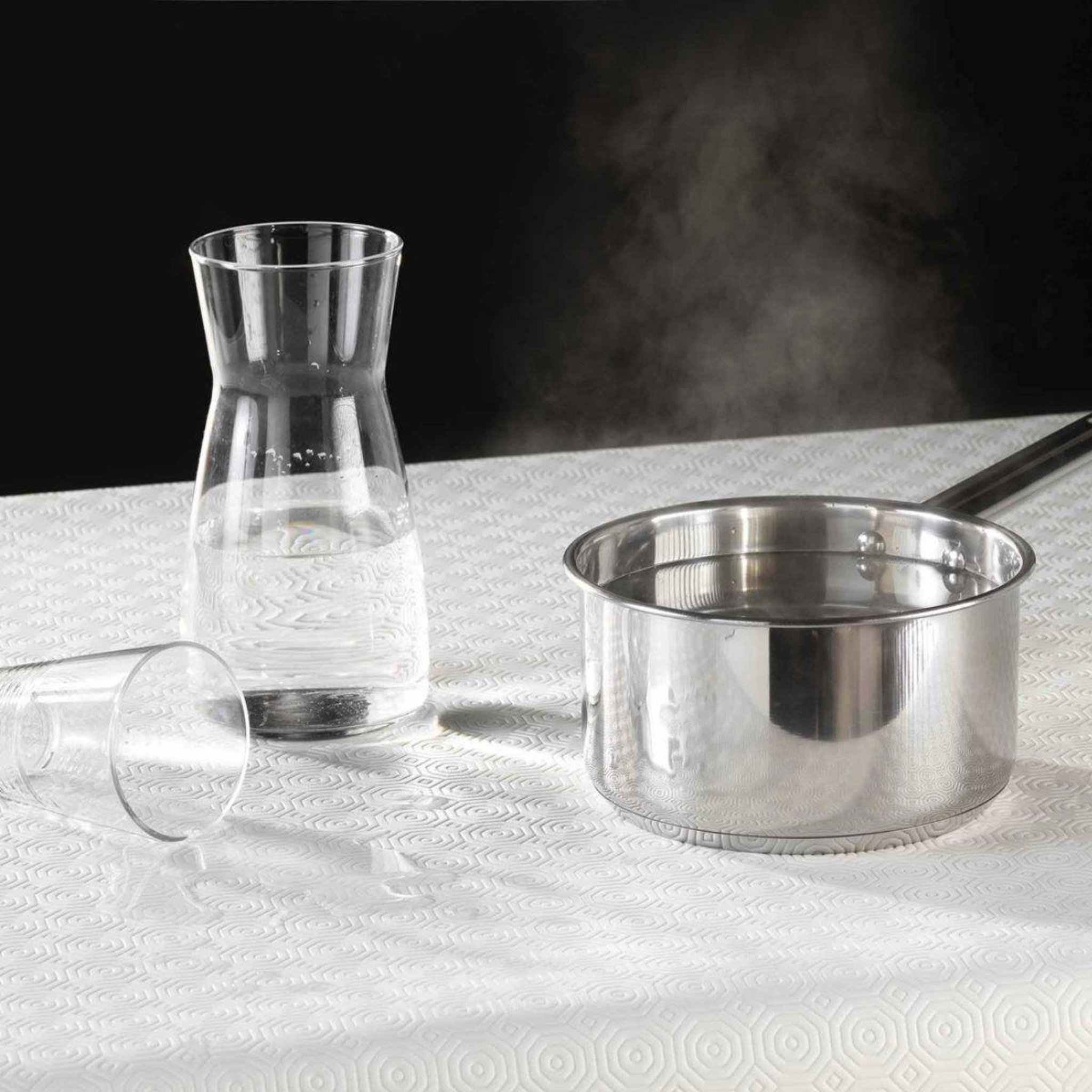 Voir la diapositive 3 : Douceur d'Intérieur Sous nappe protège table  bulgo  140x140cm blanc