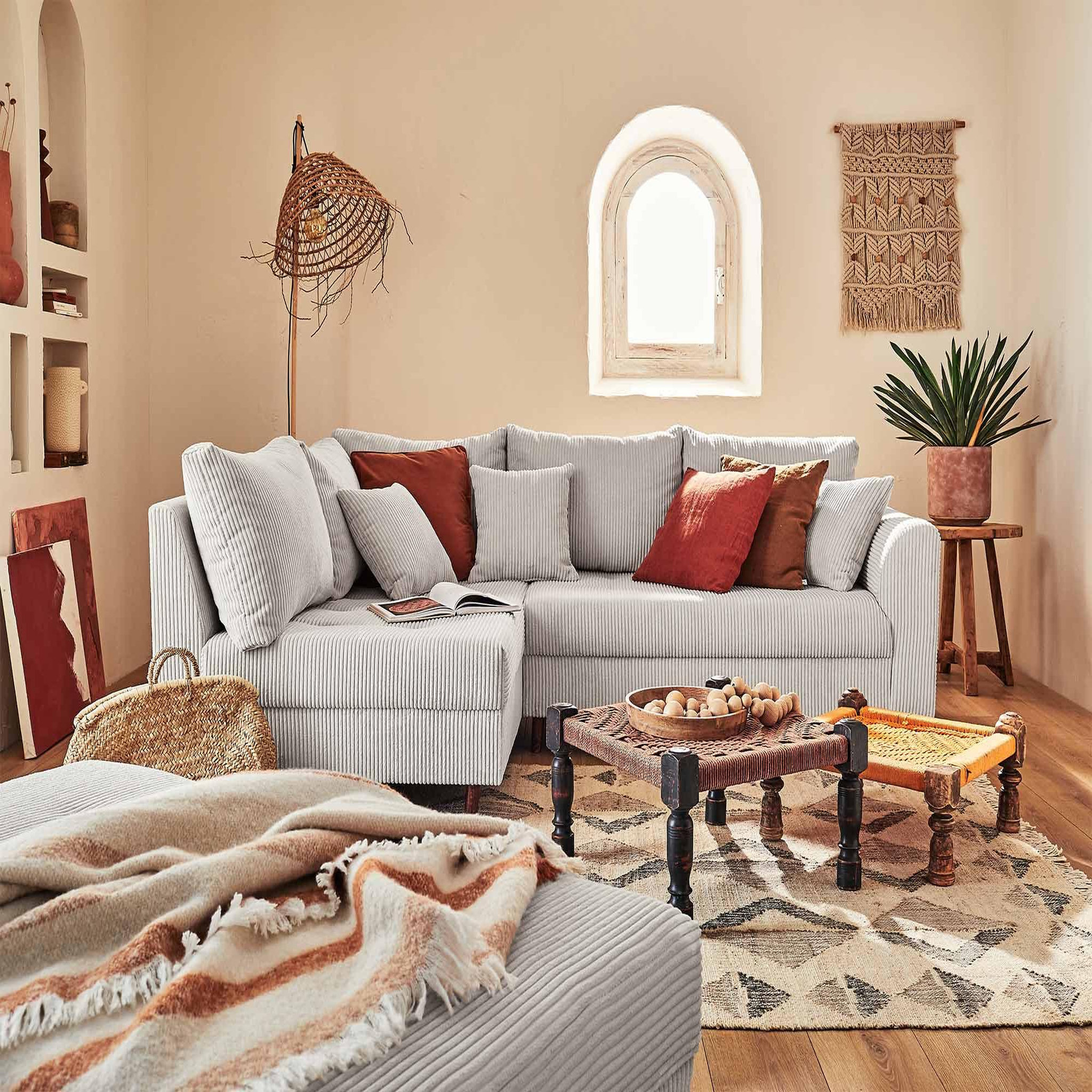 Voir la diapositive 5 : BEST MOBILIER Rune - canapé d'angle gauche - 4 places - avec pouf d'appoint - en velours côtelé