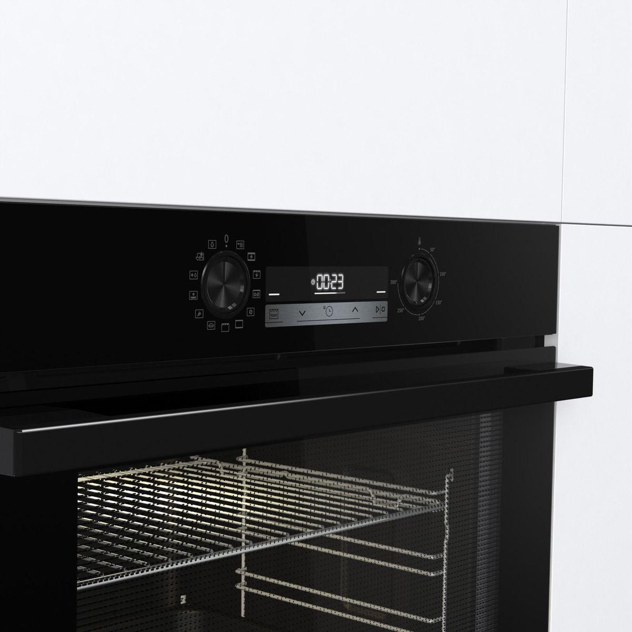 Voir la diapositive 5 : Hisense Four encastrable bi64213sepbg - pyrolyse, ajout vapeur, cavité voûte evenbake, 77l
