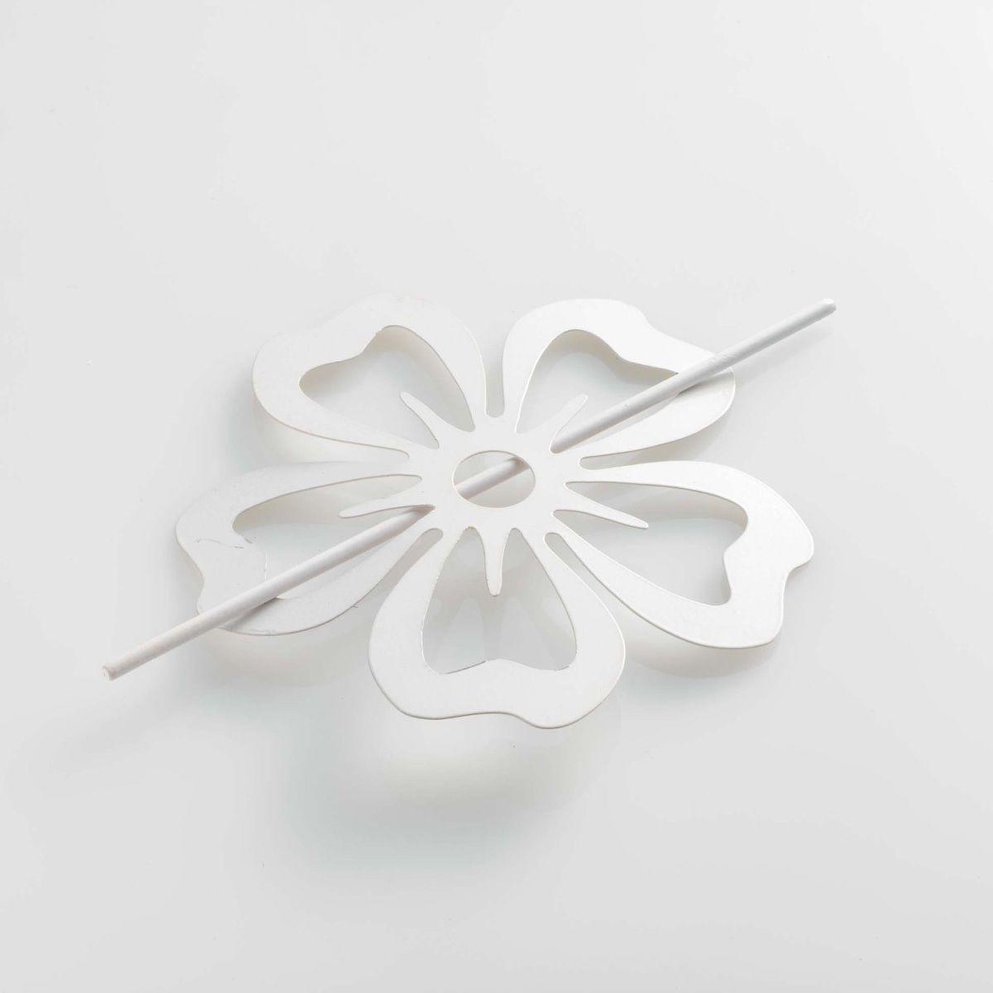 Voir la diapositive 2 : Douceur d'Intérieur Embrasse de rideau broche  pétaly  15cm blanc