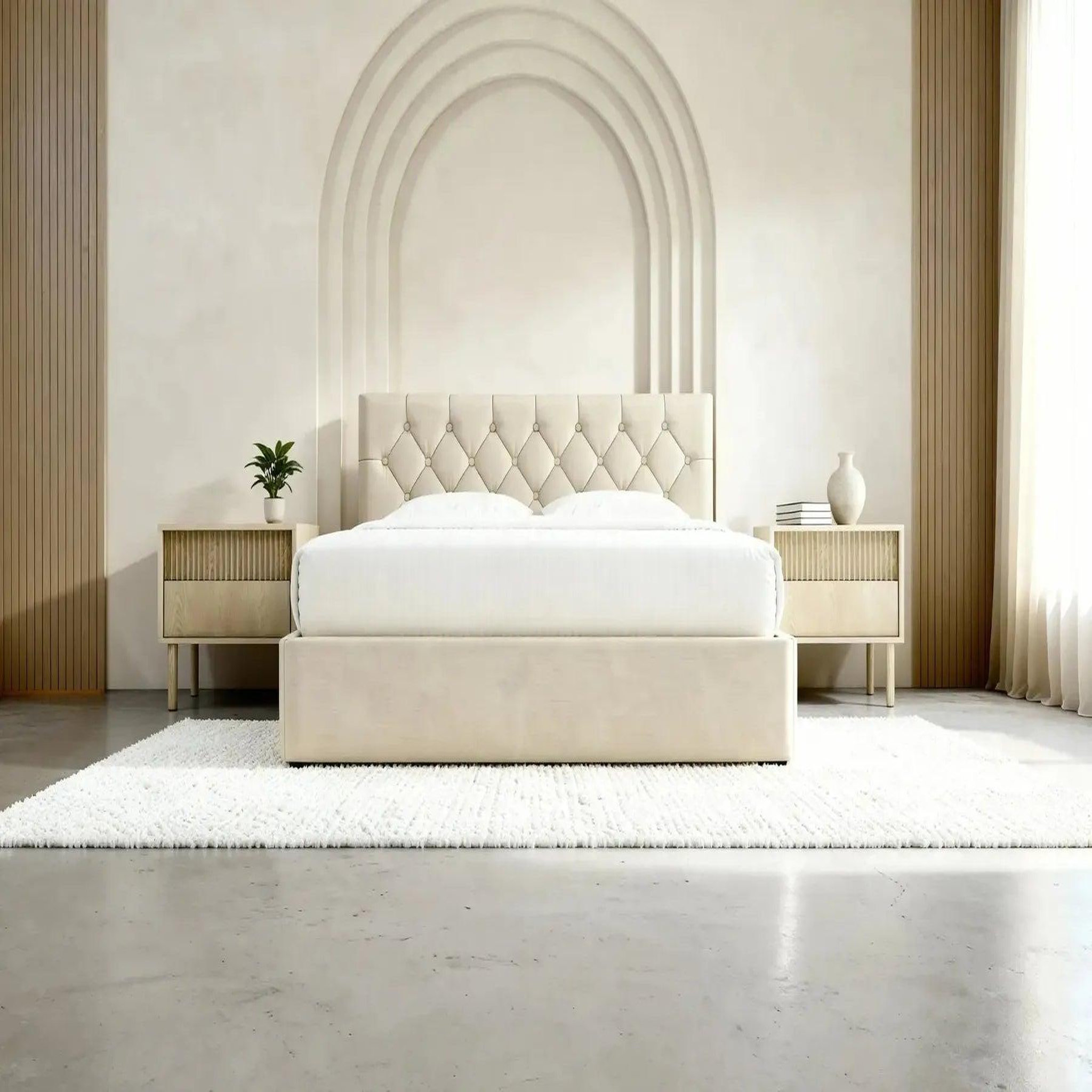 Voir la diapositive 5 : CASANOVA PARIS Emile - lit coffre tissu velours