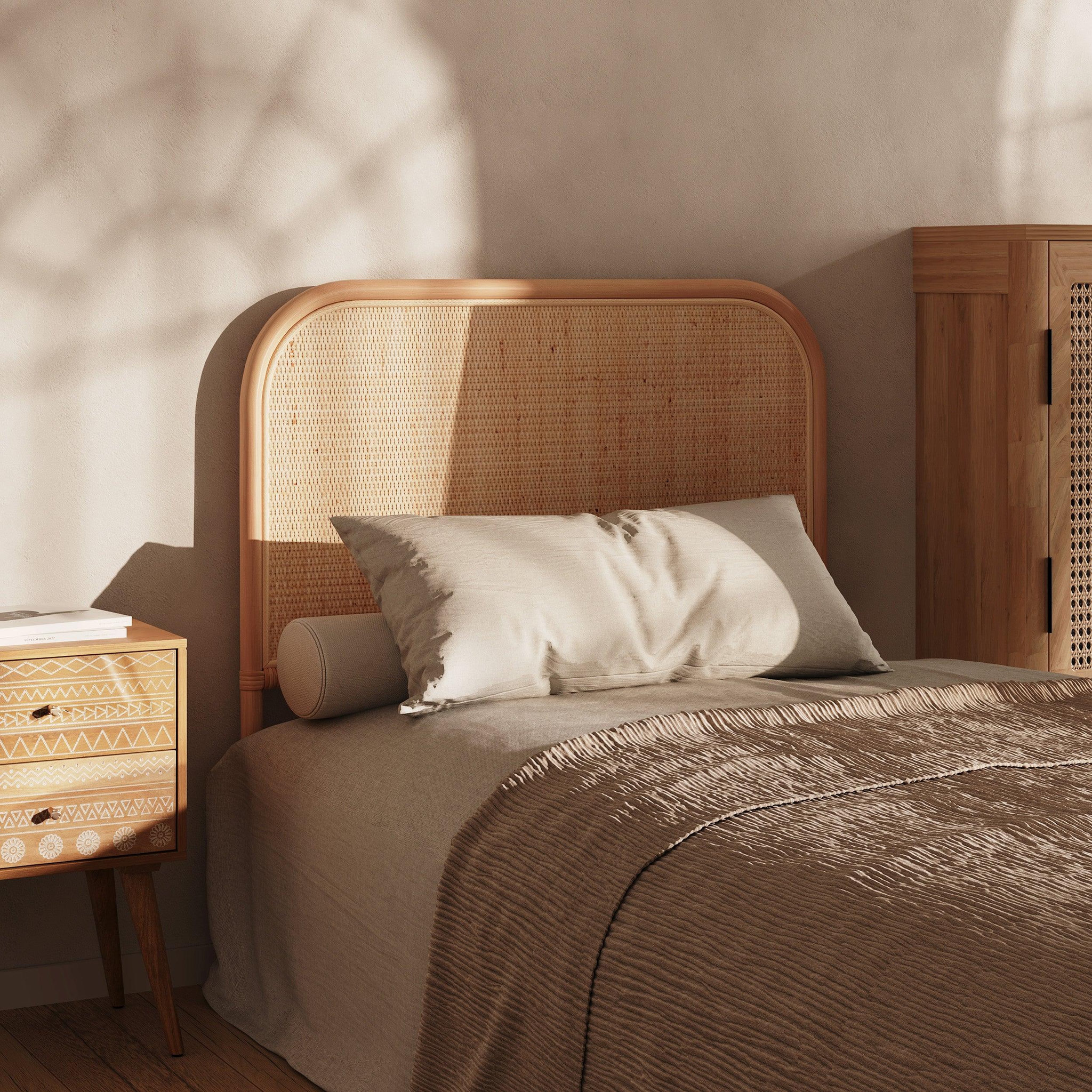 Voir la diapositive 2 : MAISON PAVANE Tête de lit 90 cm en rotin naturel-Grace