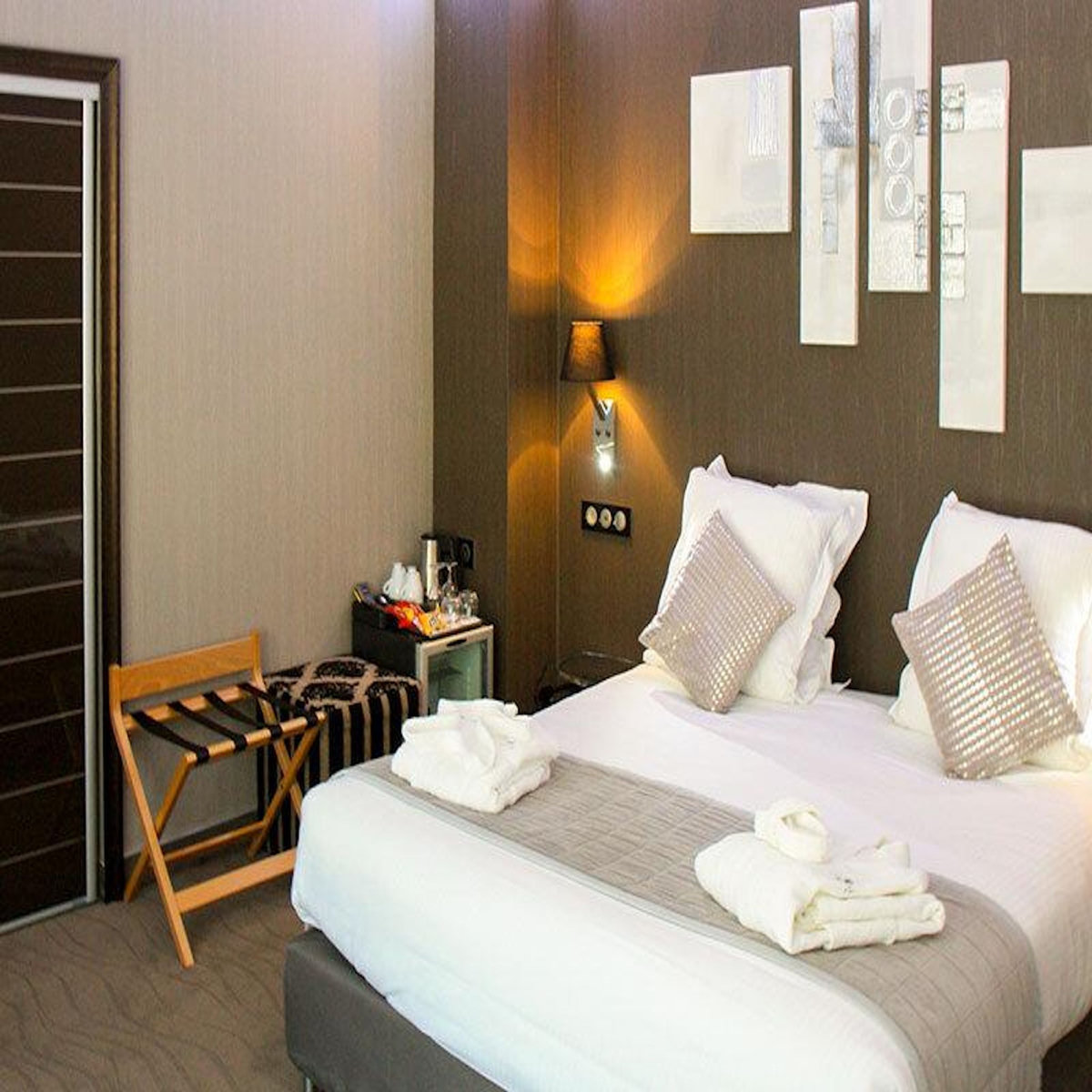 Smartbox Séjour de 2 jours en hôtel 4* avec visite d'une cave à Beaune - Coffret Cadeau Séjour