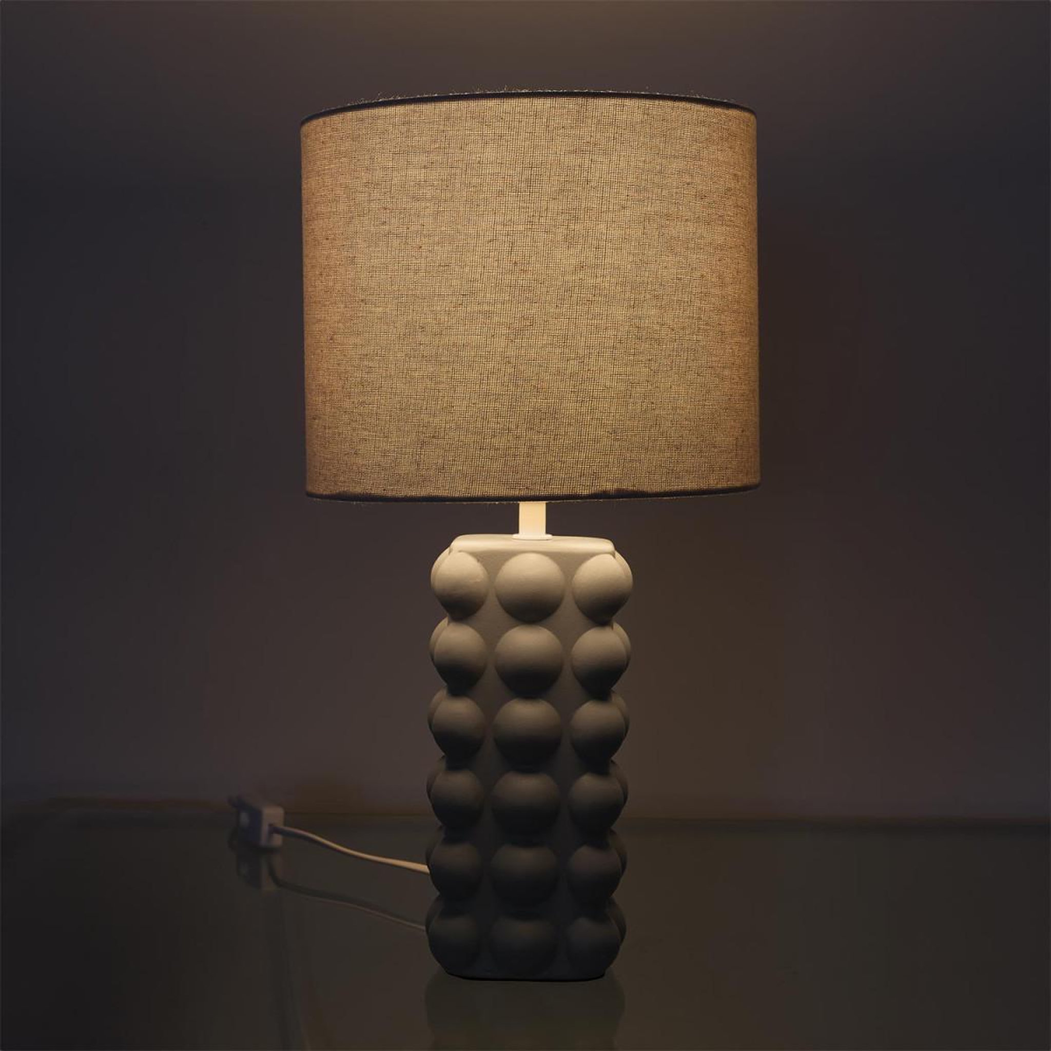 Voir la diapositive 4 : The Home Deco Factory Lampe à poser en céramique  luna  40cm taupe