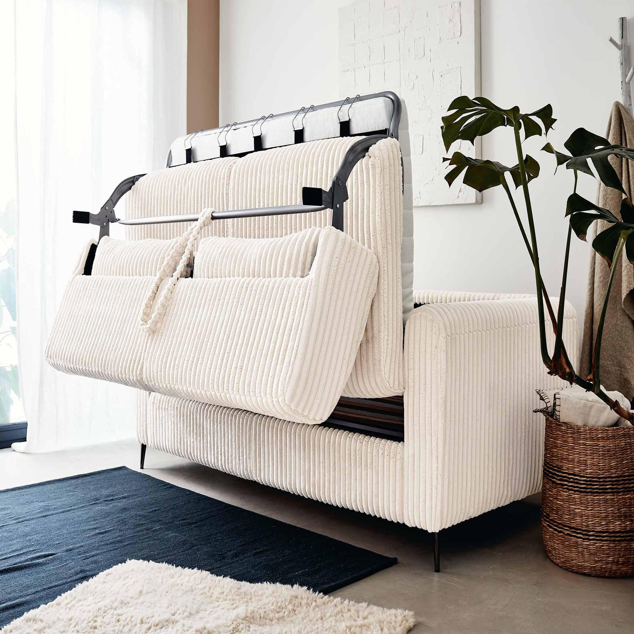 Voir la diapositive 2 : LISA DESIGN Owen - canapé 3 places convertible express couchage quotidien 140 cm matelas 12 cm en velours côtelé grosses côtes