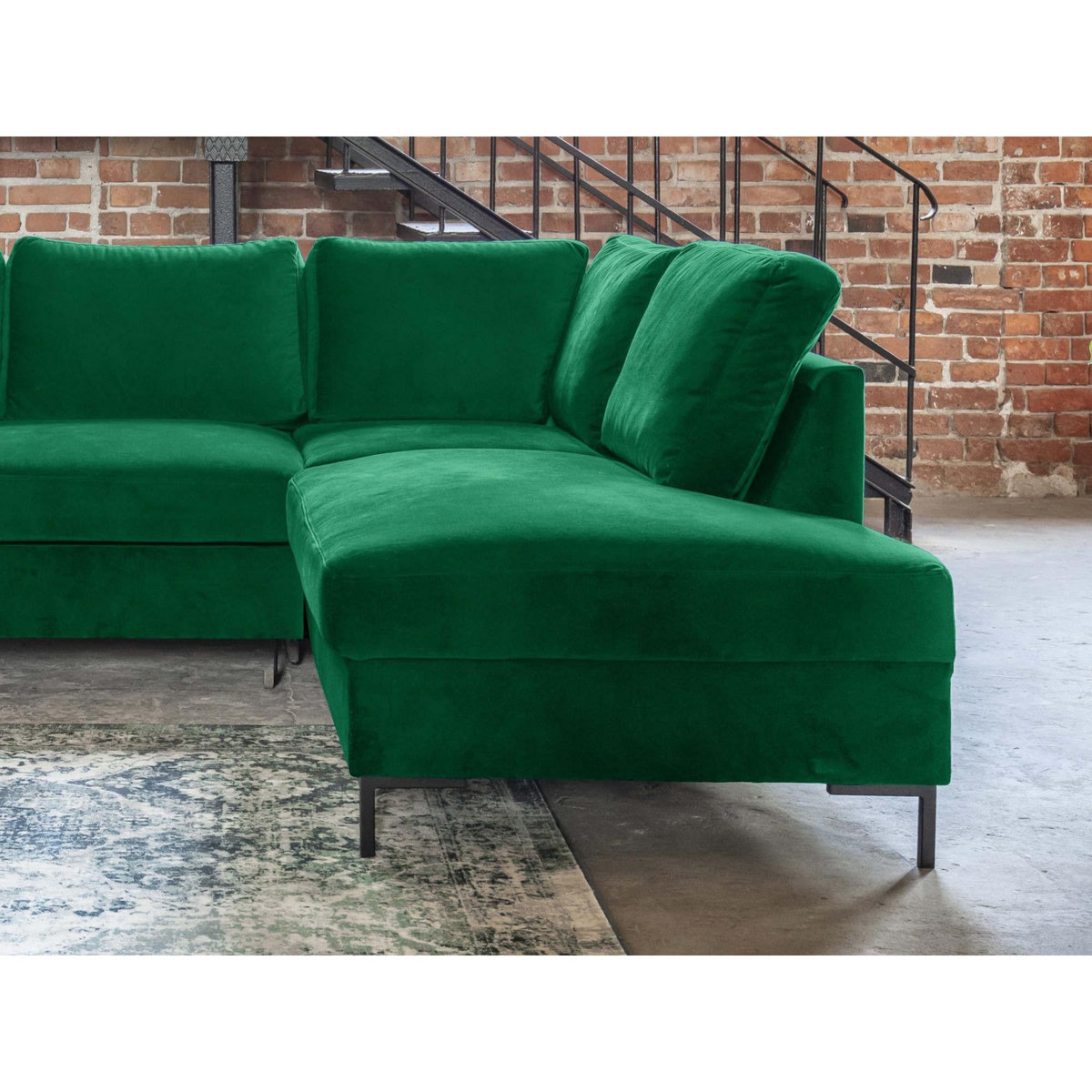 BEST MOBILIER Lilly - canapé d'angle droit - 5 places - convertible - en velours