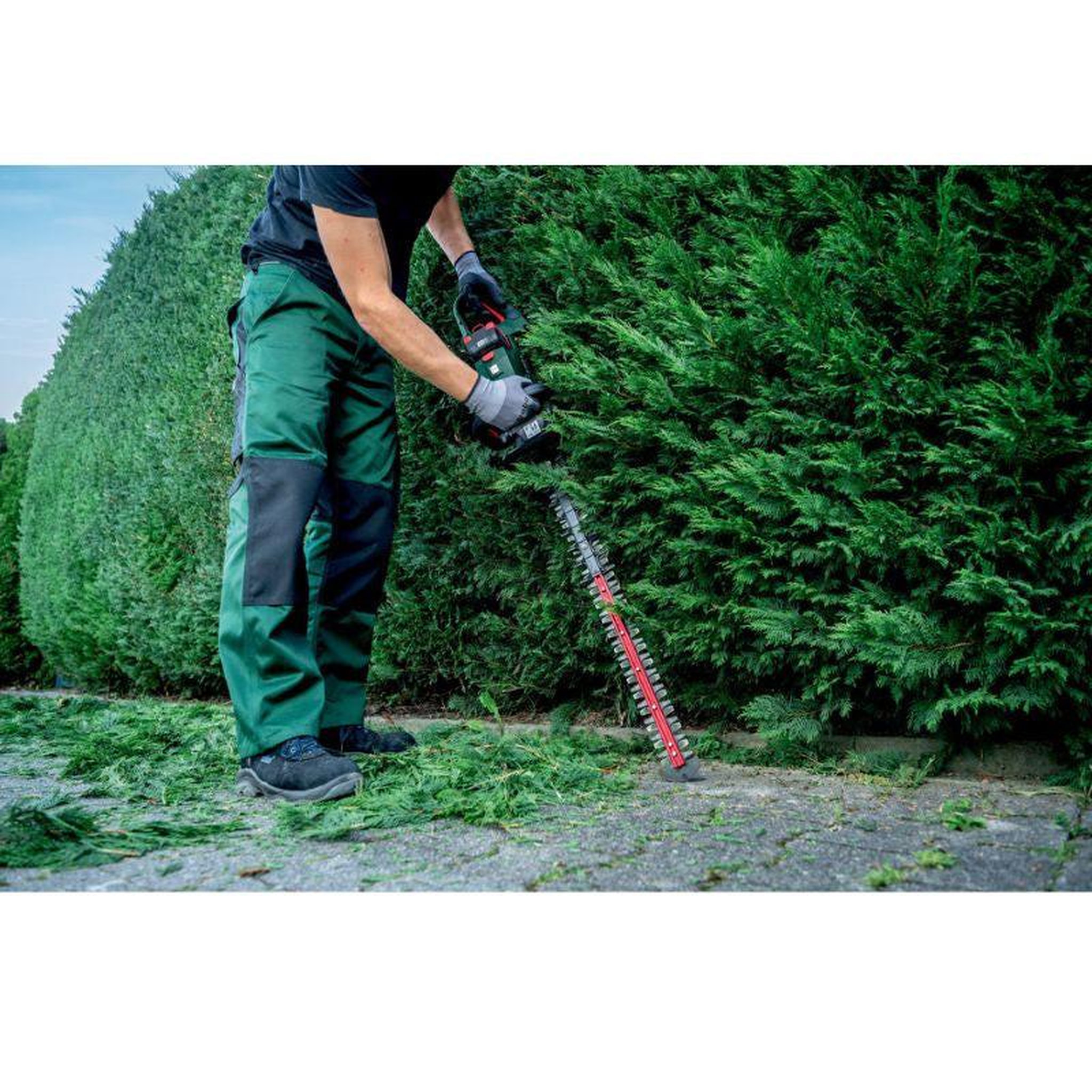 Voir la diapositive 2 : METABO SAS Taille-haies 18 V HS 18 LTX BL 65 (sans batterie ni chargeur)