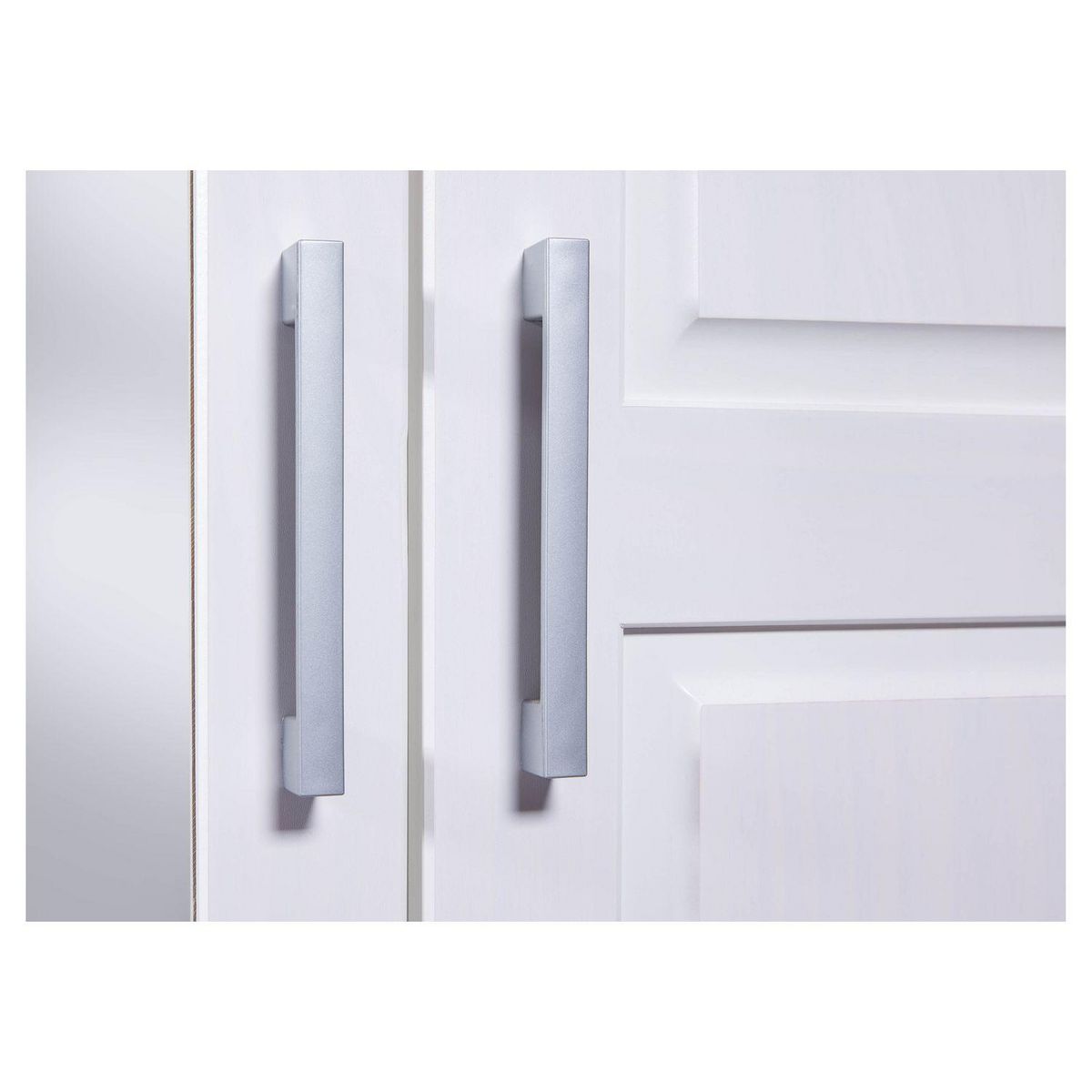 Armoire en  pin massif  3 tiroirs 3 portes +  miroir L140cm  GERALD