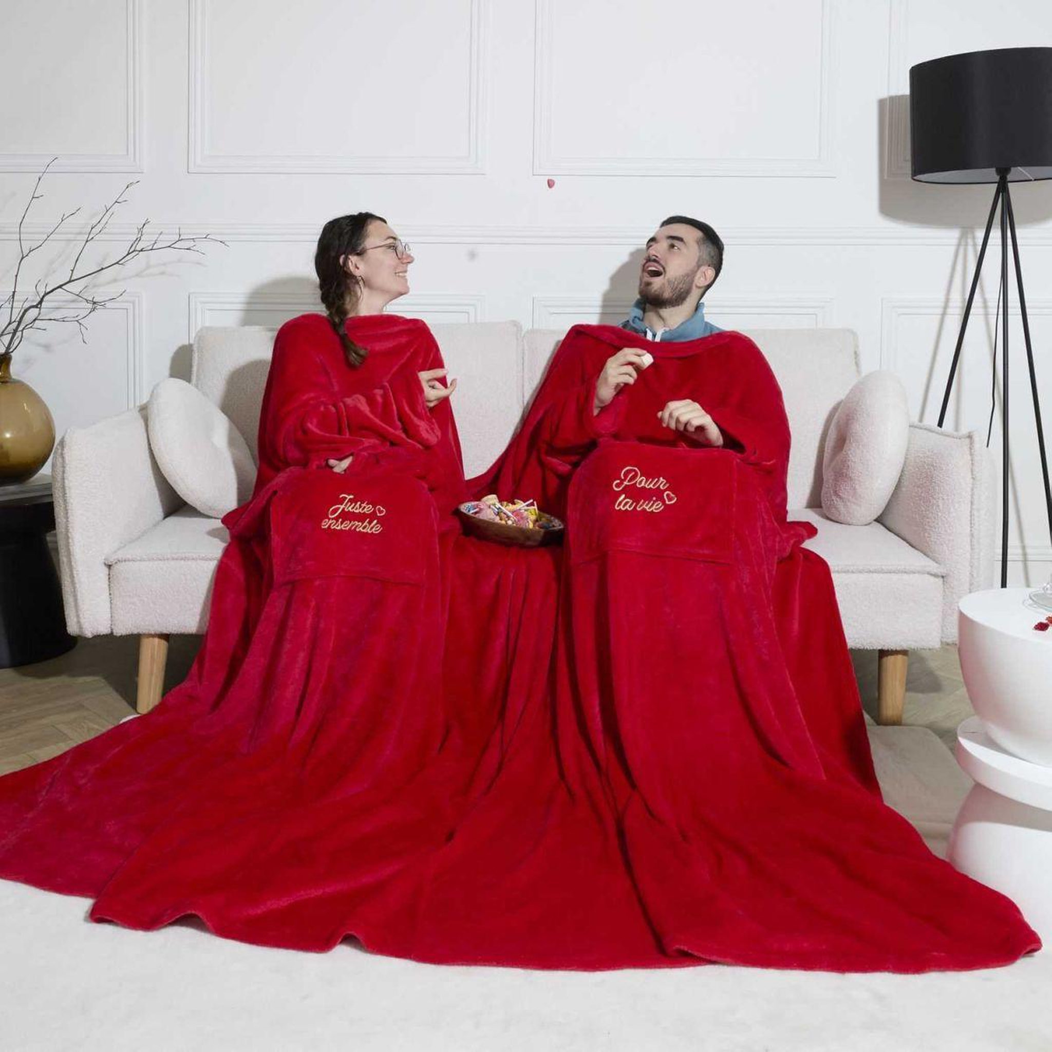 Voir la diapositive 3 : The concept Factory Plaid double  pour la vie  200x254cm rouge