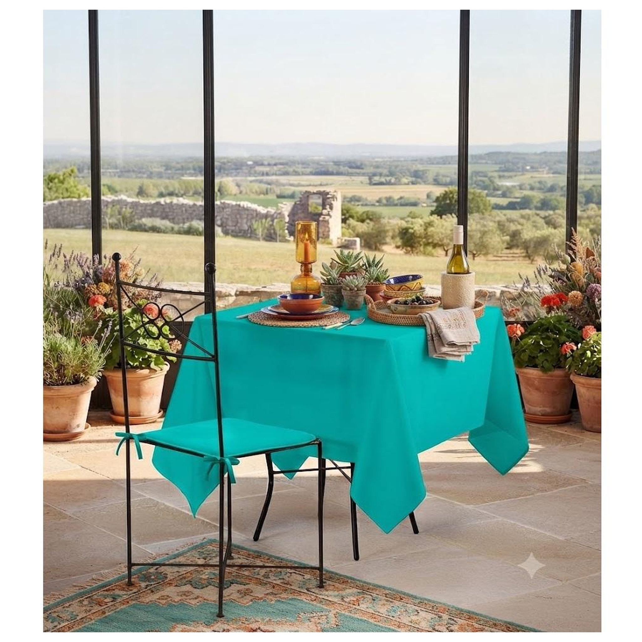 Voir la diapositive 4 : Eden Nappe en polyester finition ourlet nels