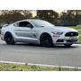 Voir la diapositive 3 : Smartbox Stage pilotage enfant : 3 tours de circuit au volant d'une Ford Mustang V8 - Coffret Cadeau Sport & Aventure