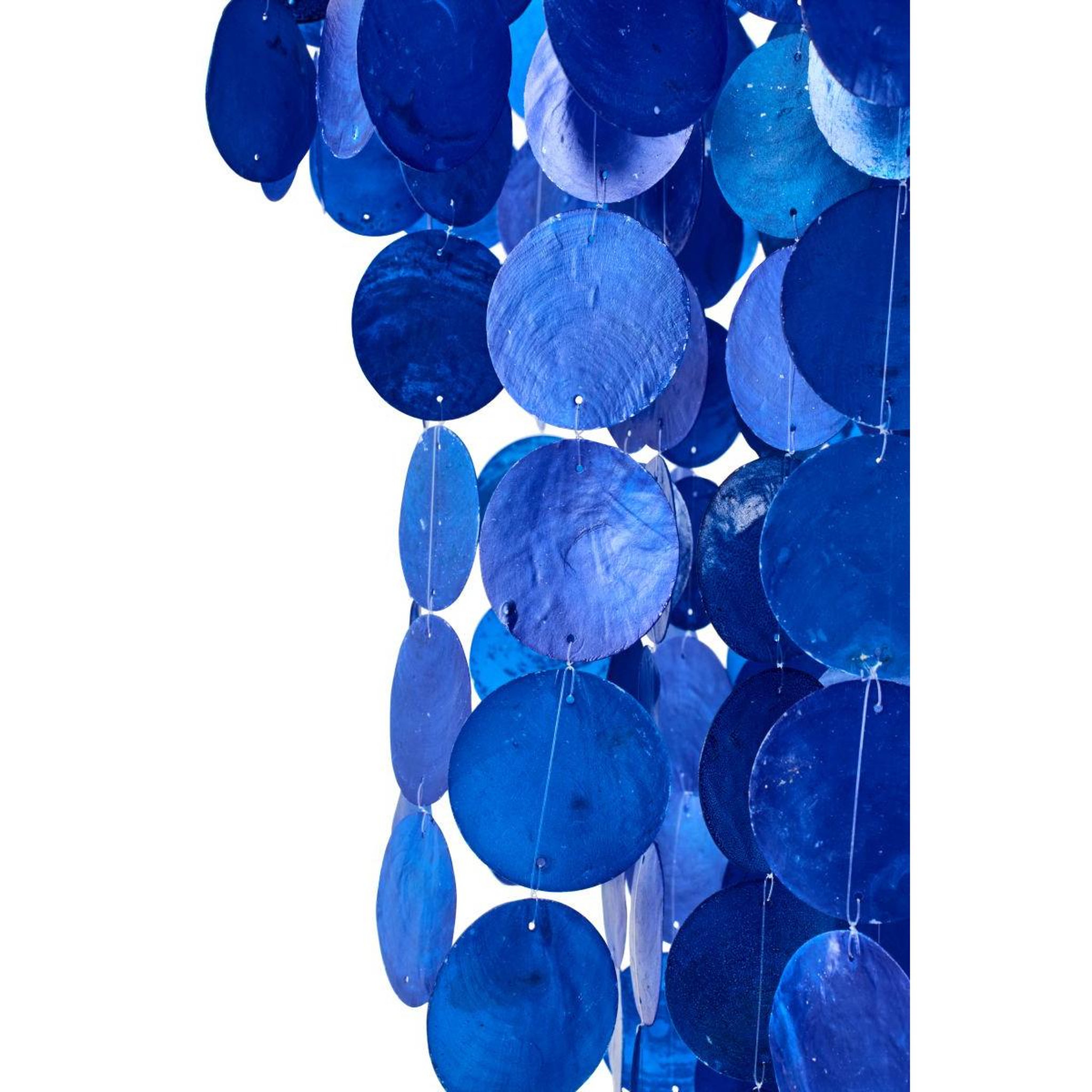 Voir la diapositive 2 : J-LINE Suspension déco en capiz  betsy  100cm bleu