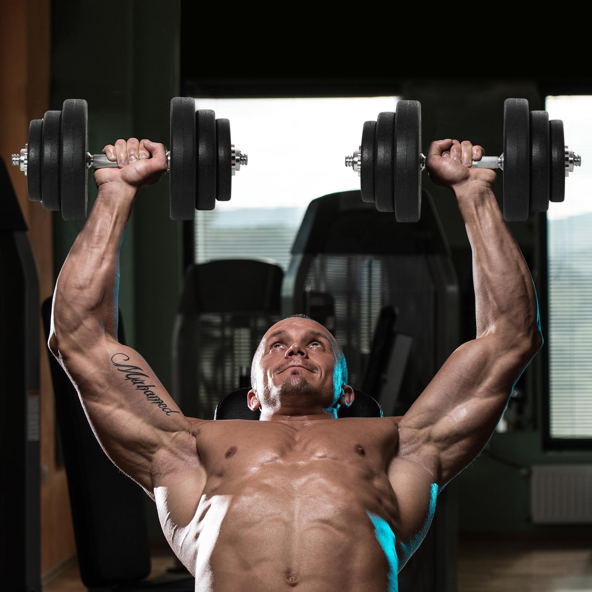 Voir la diapositive 2 : HOMCOM Ensemble d'haltères courtes total 36 Kg - barres incluses - entraînement musculaire & haltérophilie - acier HDPE noir