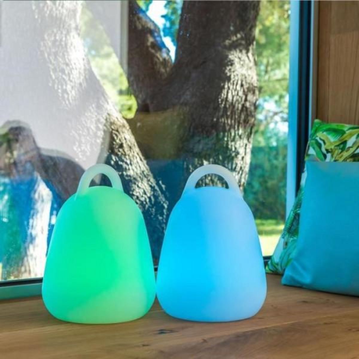 Lumisky Baladeuse LED sans fil LUMISKY LIBERTY C25 - Waterproof et flottante - H 24 cm - Blanc et multicolore