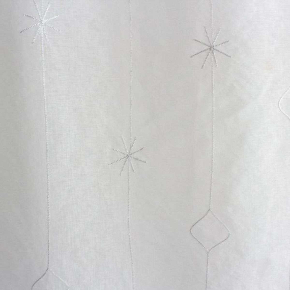 Paris Prix Rideau Voilage Brodé  Noël  140x240cm Blanc & Argent