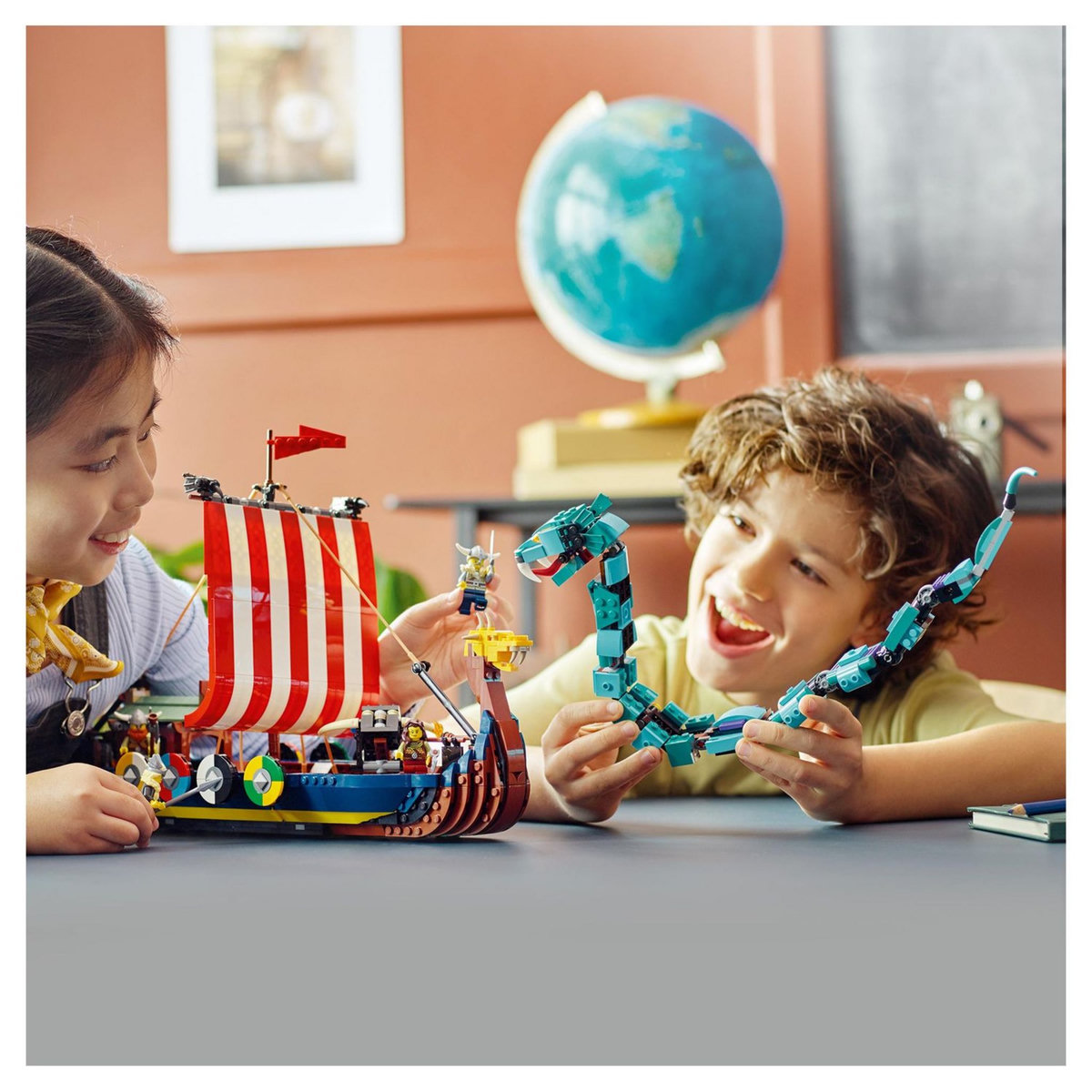 LEGO Creator 31132 La bateau viking et le serpent de Midgard, jouet à construire