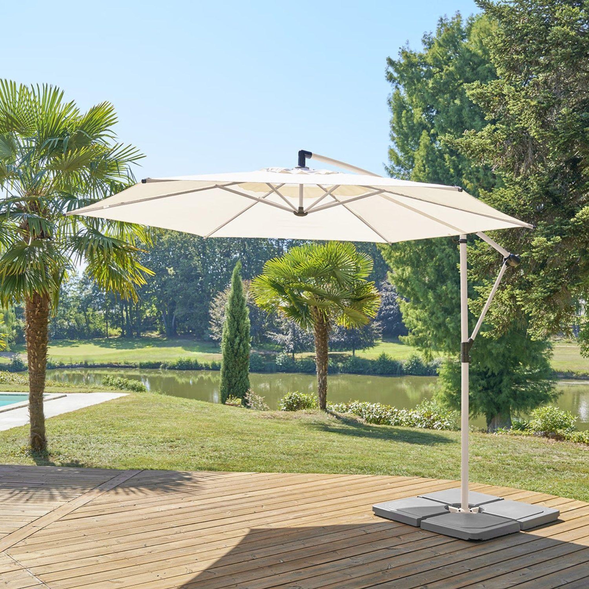 Voir la diapositive 2 : HESPERIDE Parasol déporté rond MANOA