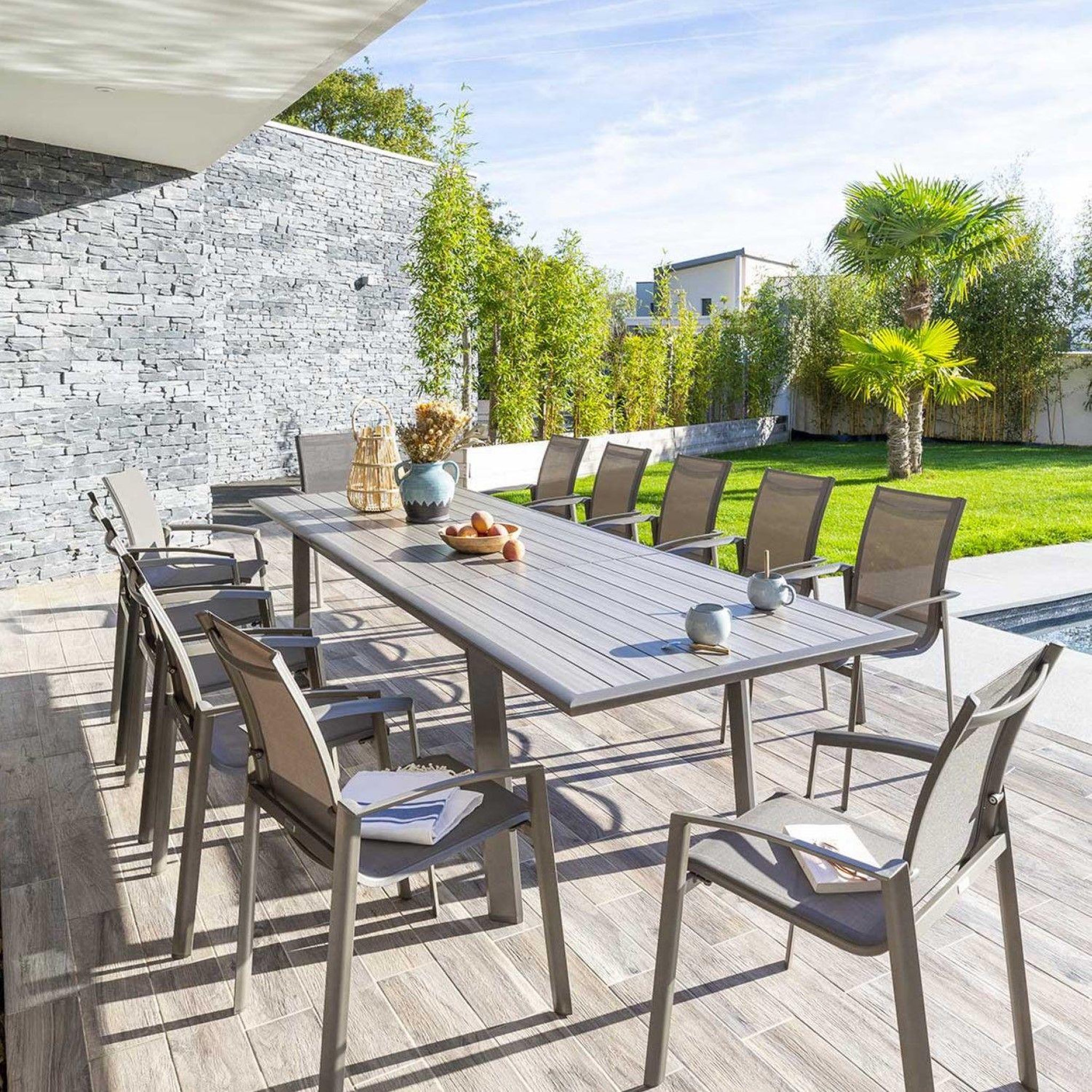 Voir la diapositive 2 : HESPERIDE Table de jardin extensible Pavane en aluminium