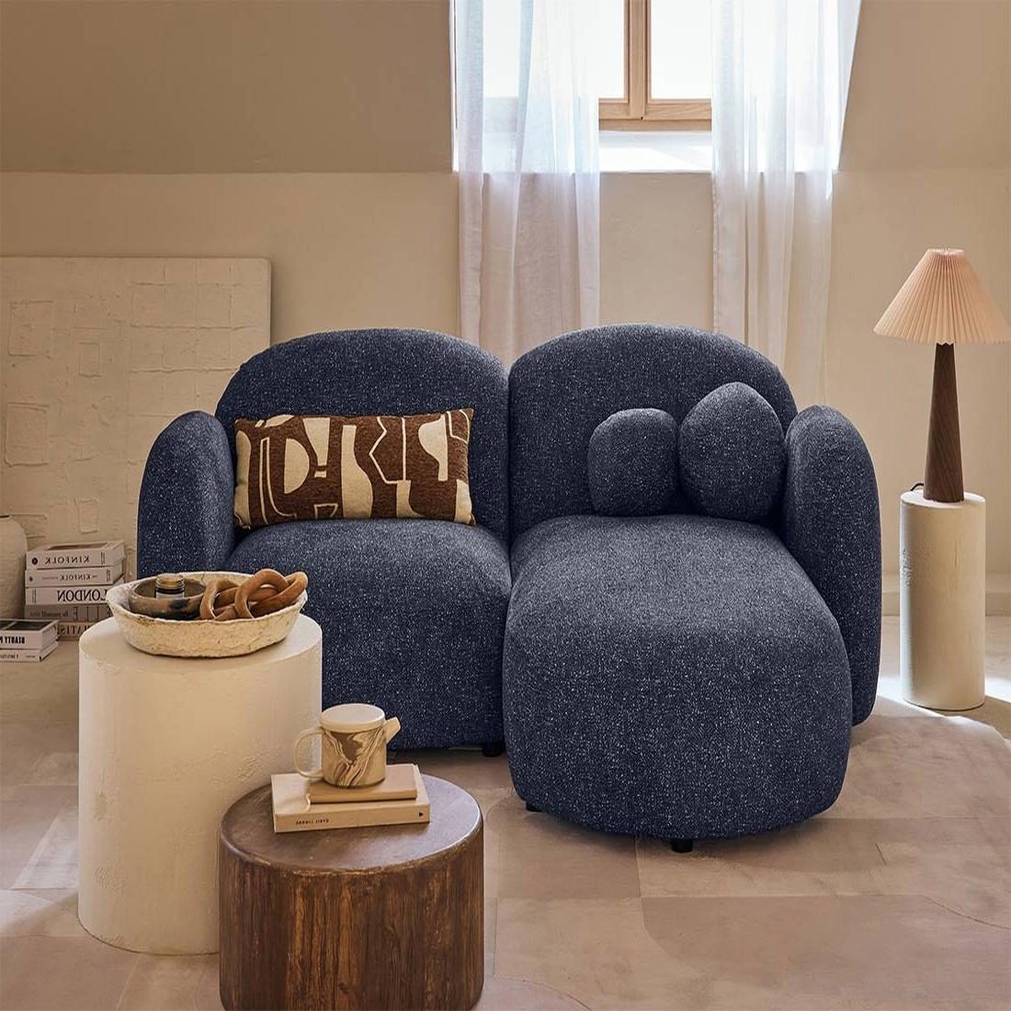 Voir la diapositive 1 : LISA DESIGN Velris - canapé d'angle droit 3 places en tissu moucheté