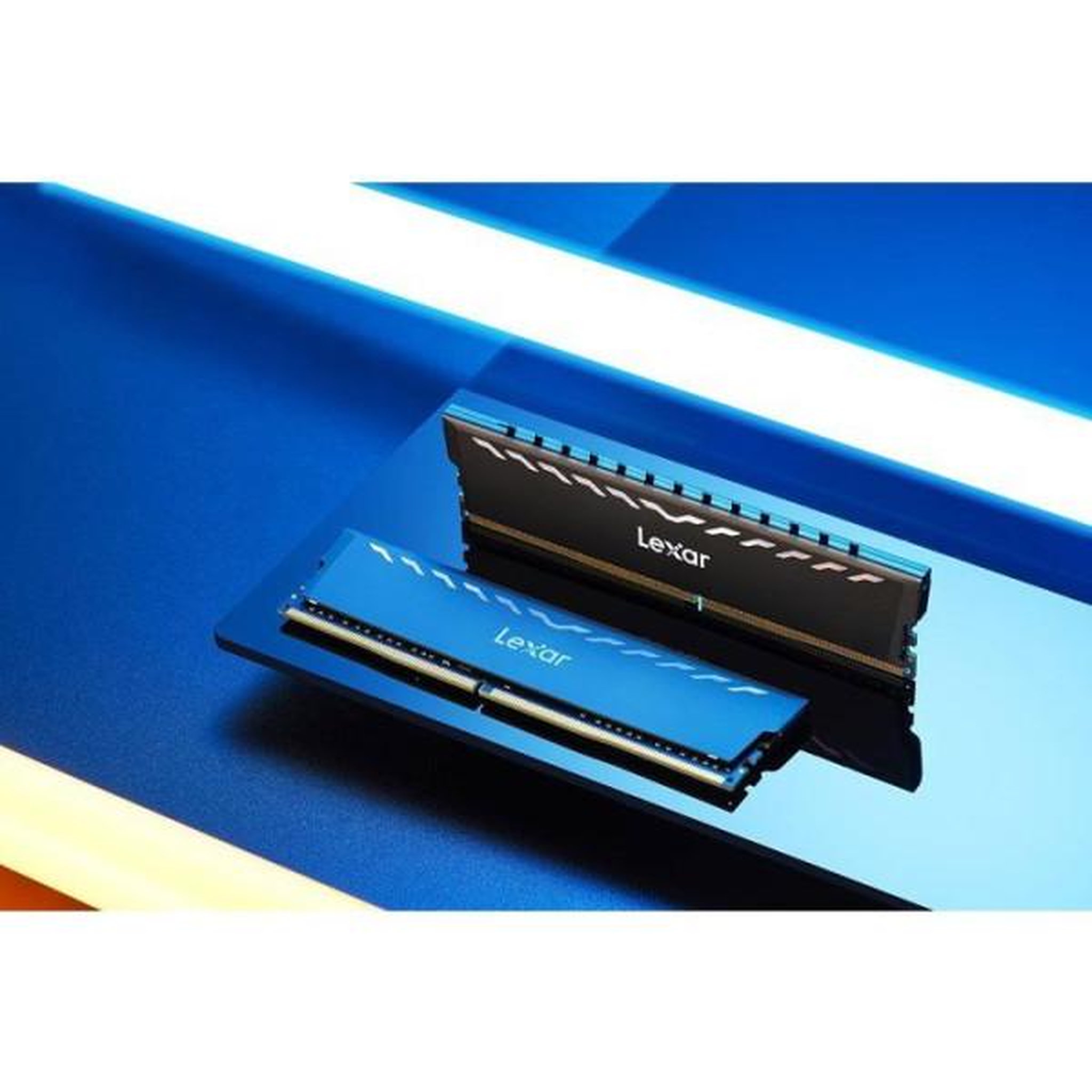 Voir la diapositive 4 : Lexar Barrette Mémoire - LEXAR THOR - DDR4 3200 - UDIMM XMP - 16 Go (2x 8Go) - Dissipateur thermique