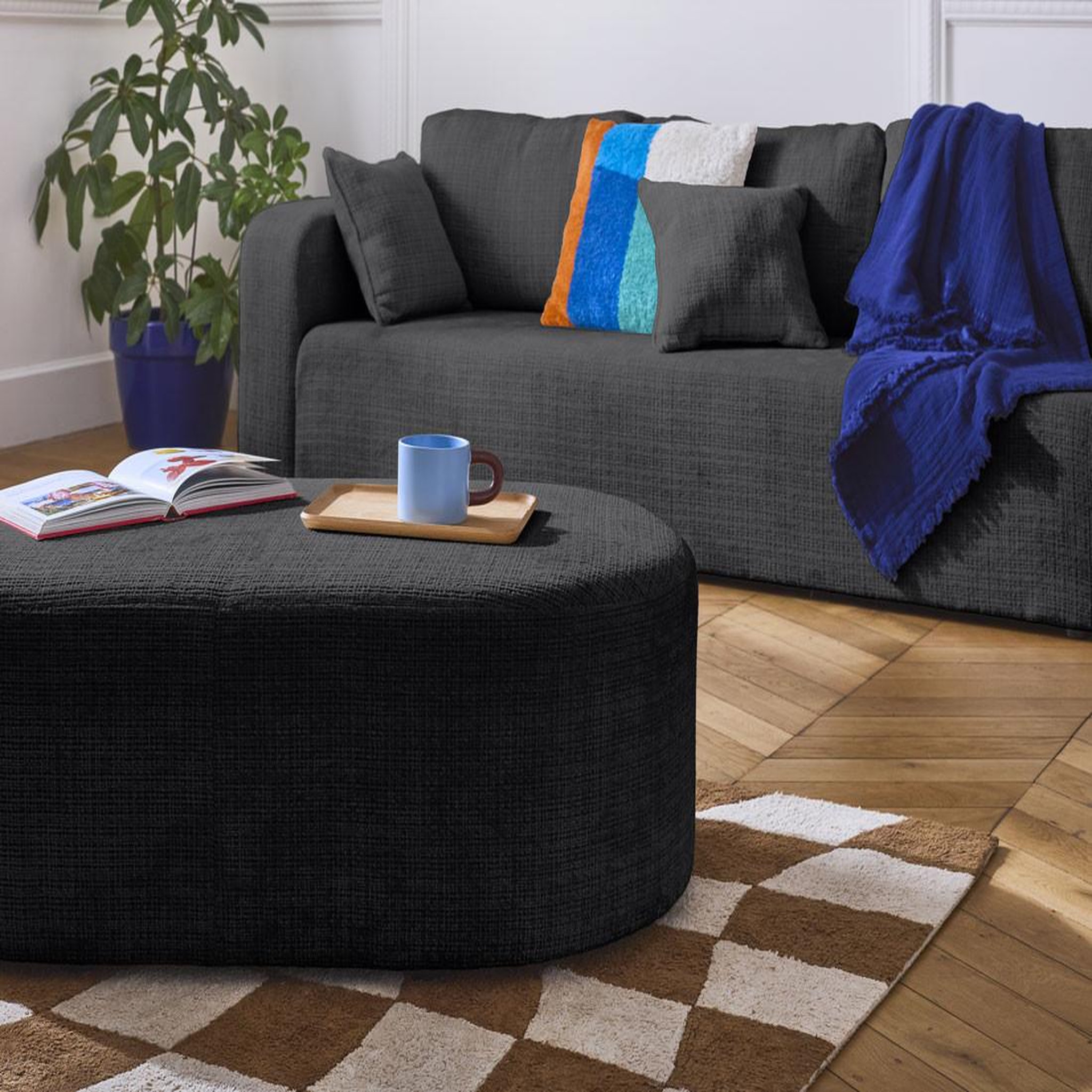 Voir la diapositive 5 : BEST MOBILIER Miro - canapé droit 3 places - convertible avec coffre - en velours texturé