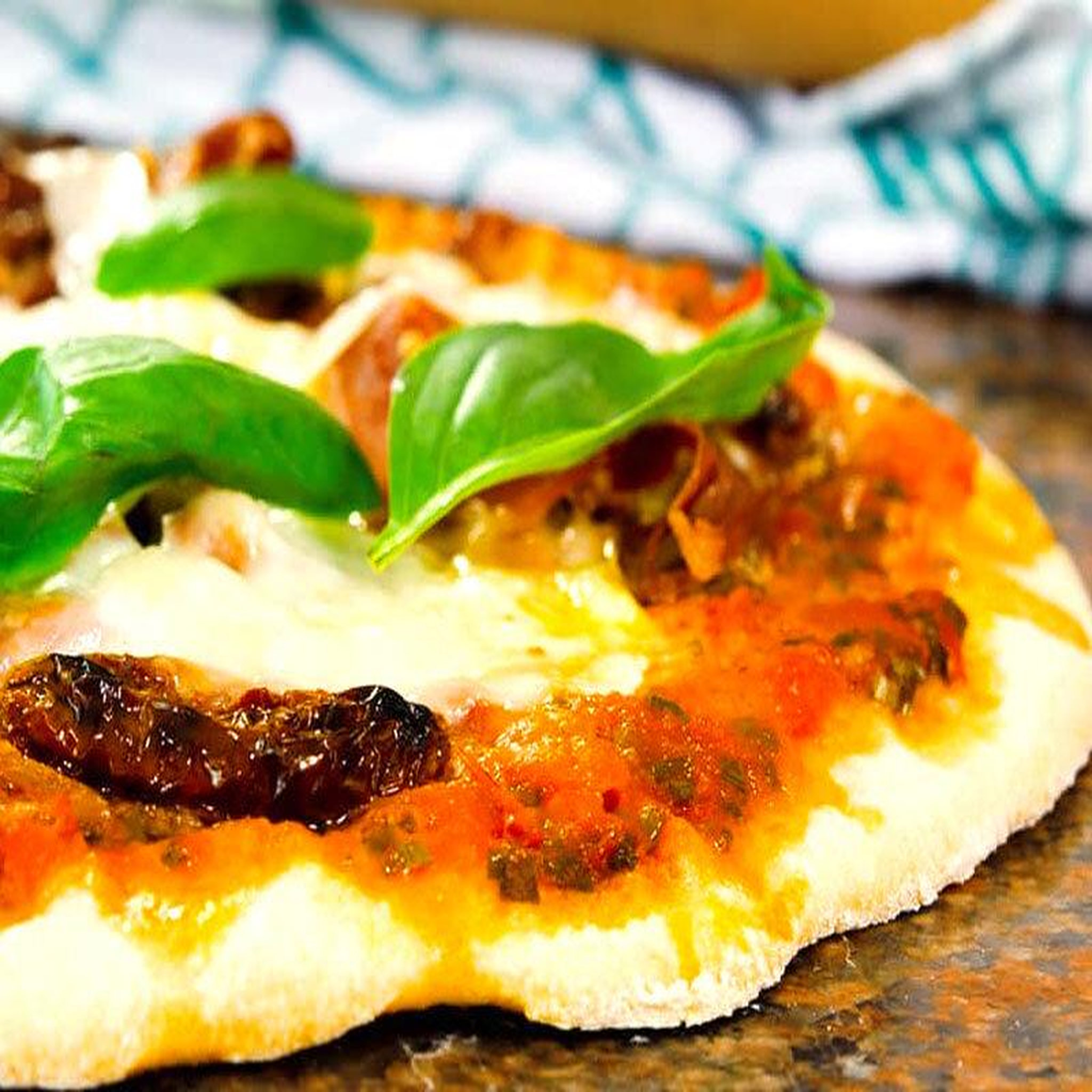 Voir la diapositive 4 : Smartbox Cours de cuisine privé et interactif pour 2 en visio - coffret cadeau gastronomie