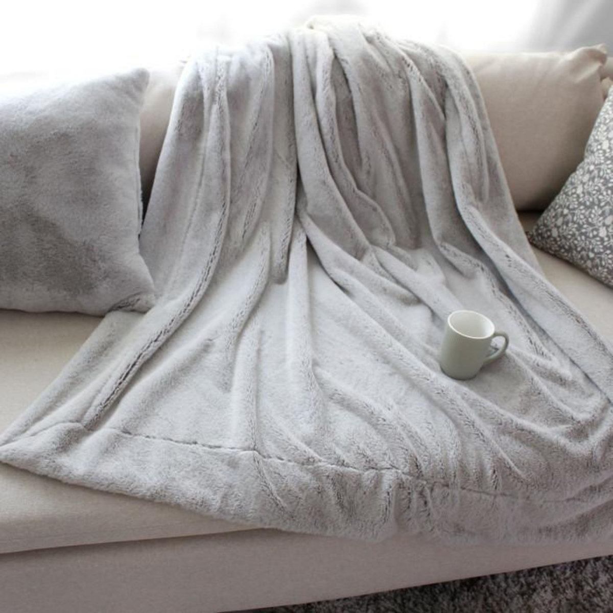 Paris Prix Plaid XL Imitation Fourrure  Rabbit  180x220cm Gris