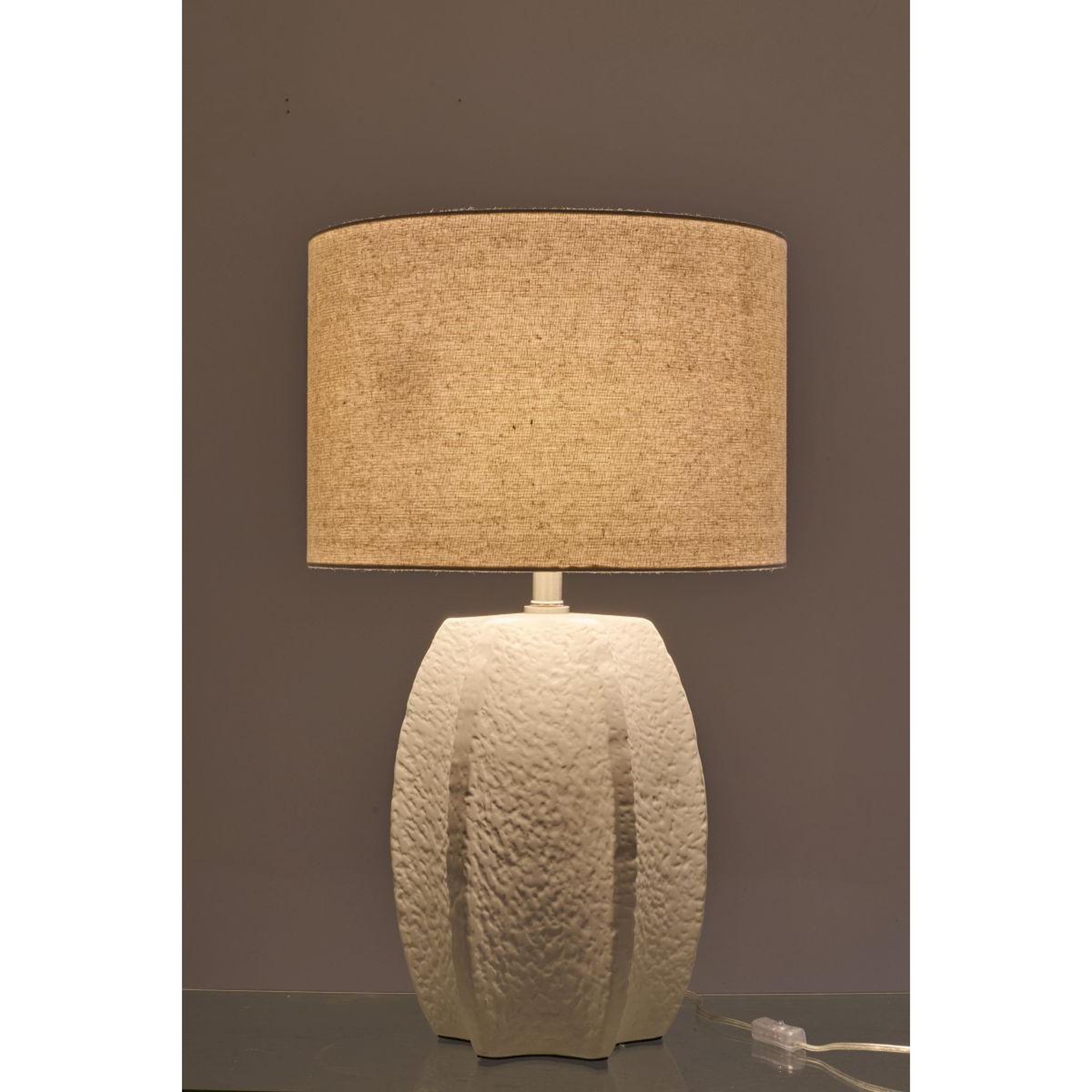 Voir la diapositive 4 : J-LINE Lampe à poser en céramique  latasha  70cm blanc