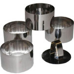 Lares 4 cercles à dessert diam.7.5cm + poussoir - 6073