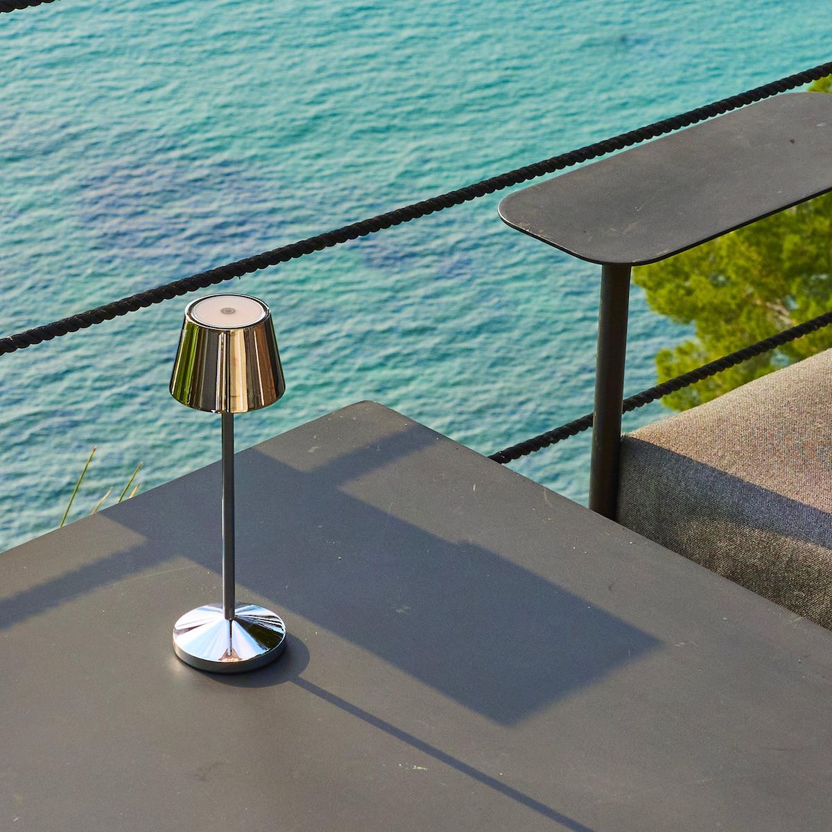 Lumisky Lampe de table sans fil EMILY Argent Aluminium H25cm