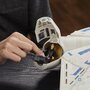 HASBRO Star Wars - Coffret Deluxe Vaisseau Faucon Millenium + figurine Han Solo 