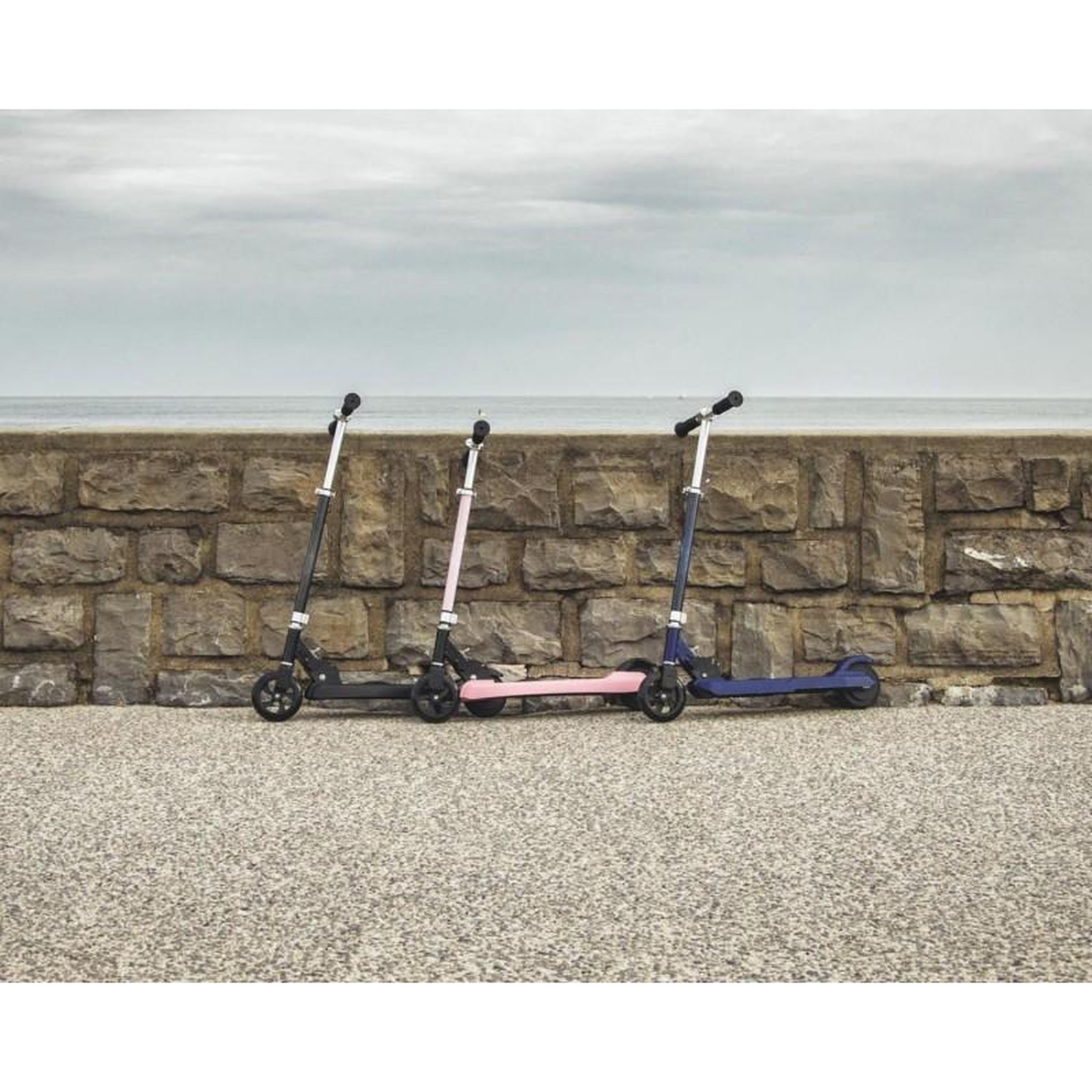 Voir la diapositive 5 : PIKI Trottinette avec assistance électrique PIKI Wonder One pliable pour Enfant - 100w / Batterie Lithium
