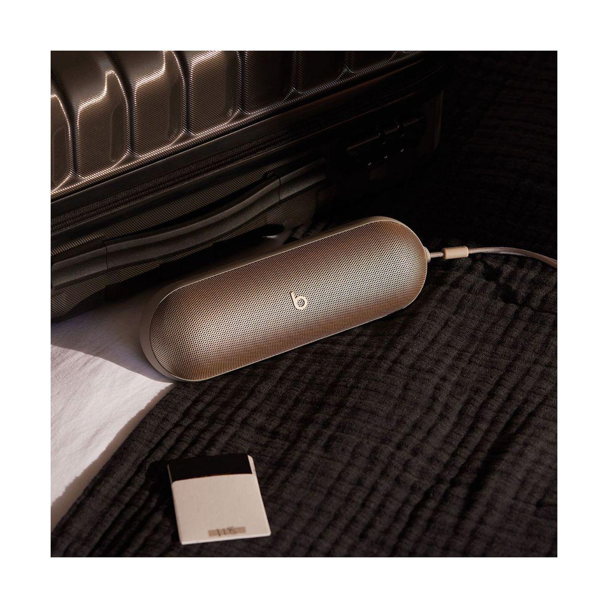 Voir la diapositive 4 : BEATS Enceinte portable Pill Champagne