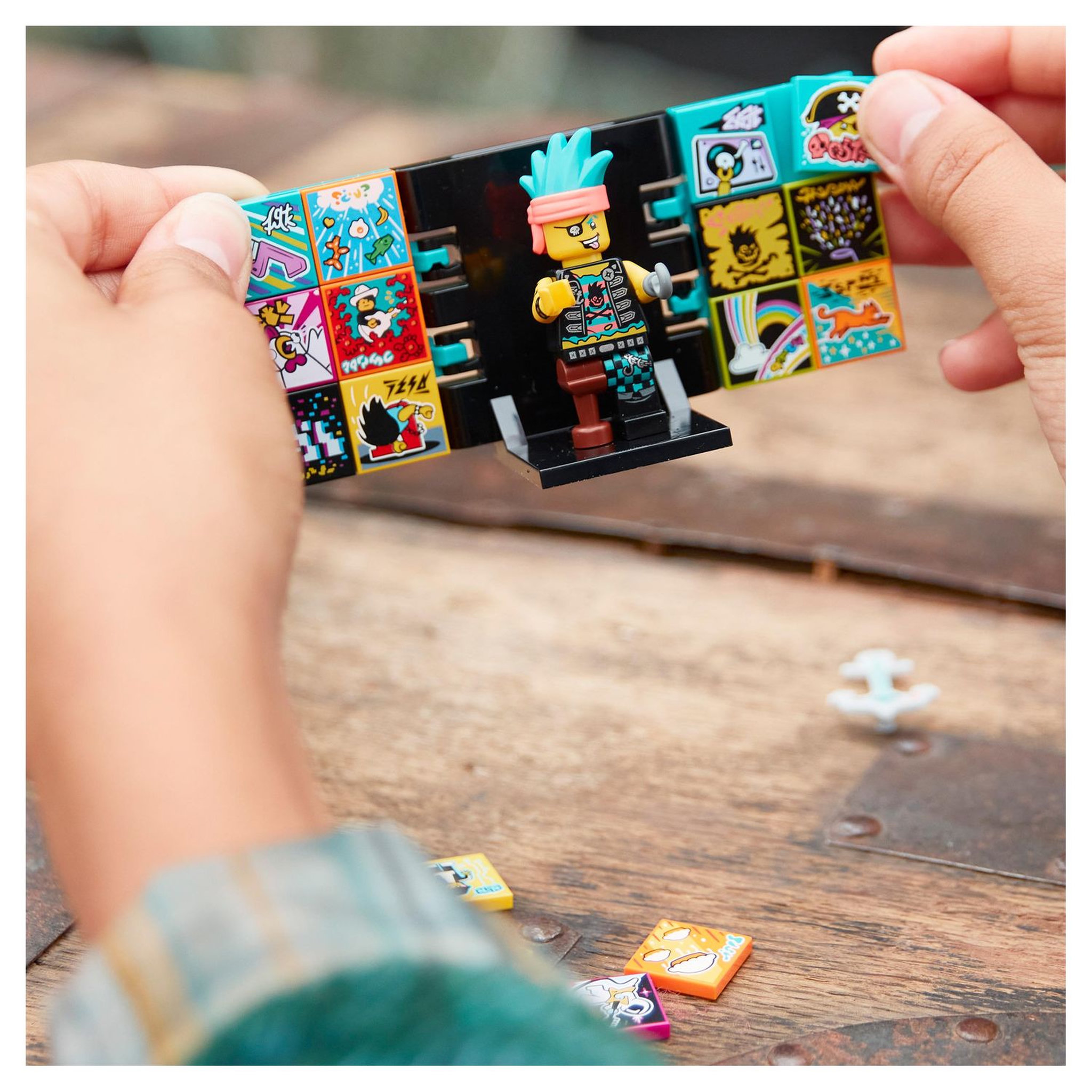 Voir la diapositive 7 : LEGO VIDIYO 43103 Punk Pirate BeatBox