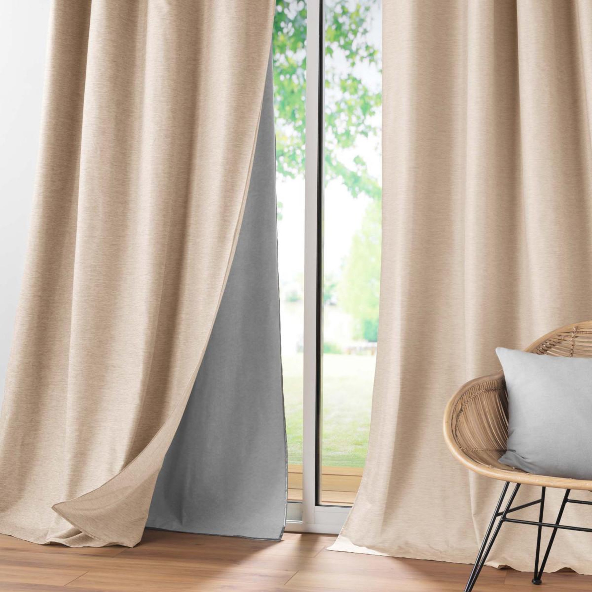 Voir la diapositive 3 : Douceur d'Intérieur Rideau occultant thermique  coverline  140x260cm beige