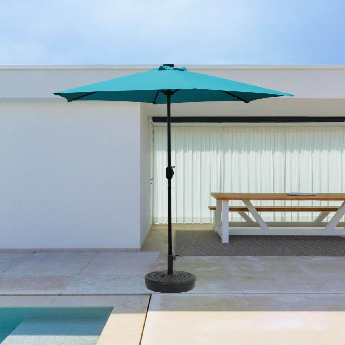 CONCEPT USINE Parasol droit rond led diamètre 2,7 m bleu AMALFI