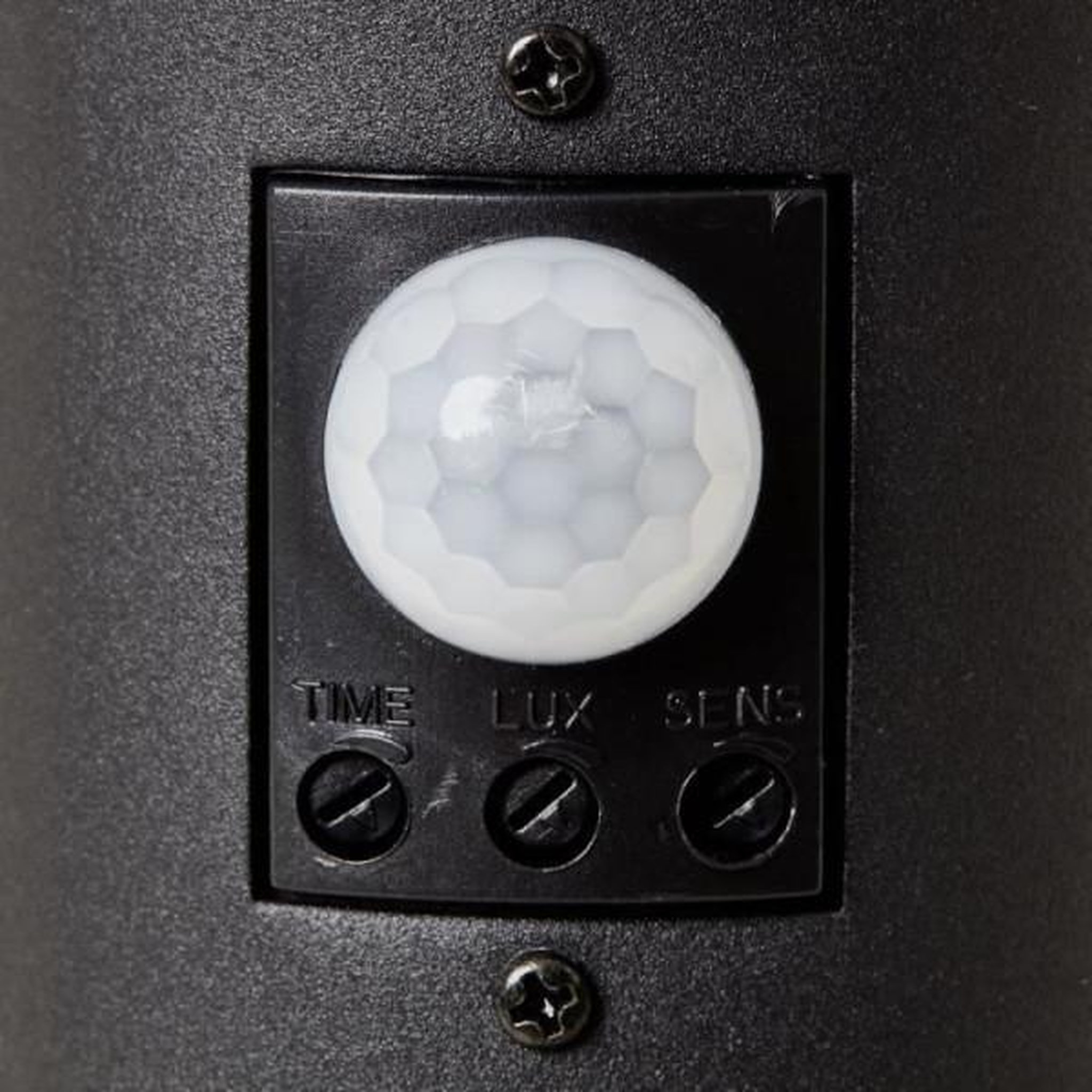 Voir la diapositive 3 : BRILLIANT Potelet extérieur avec détecteur de mouvement DODY E27 - BRILLIANT - Noir - Certification IP44