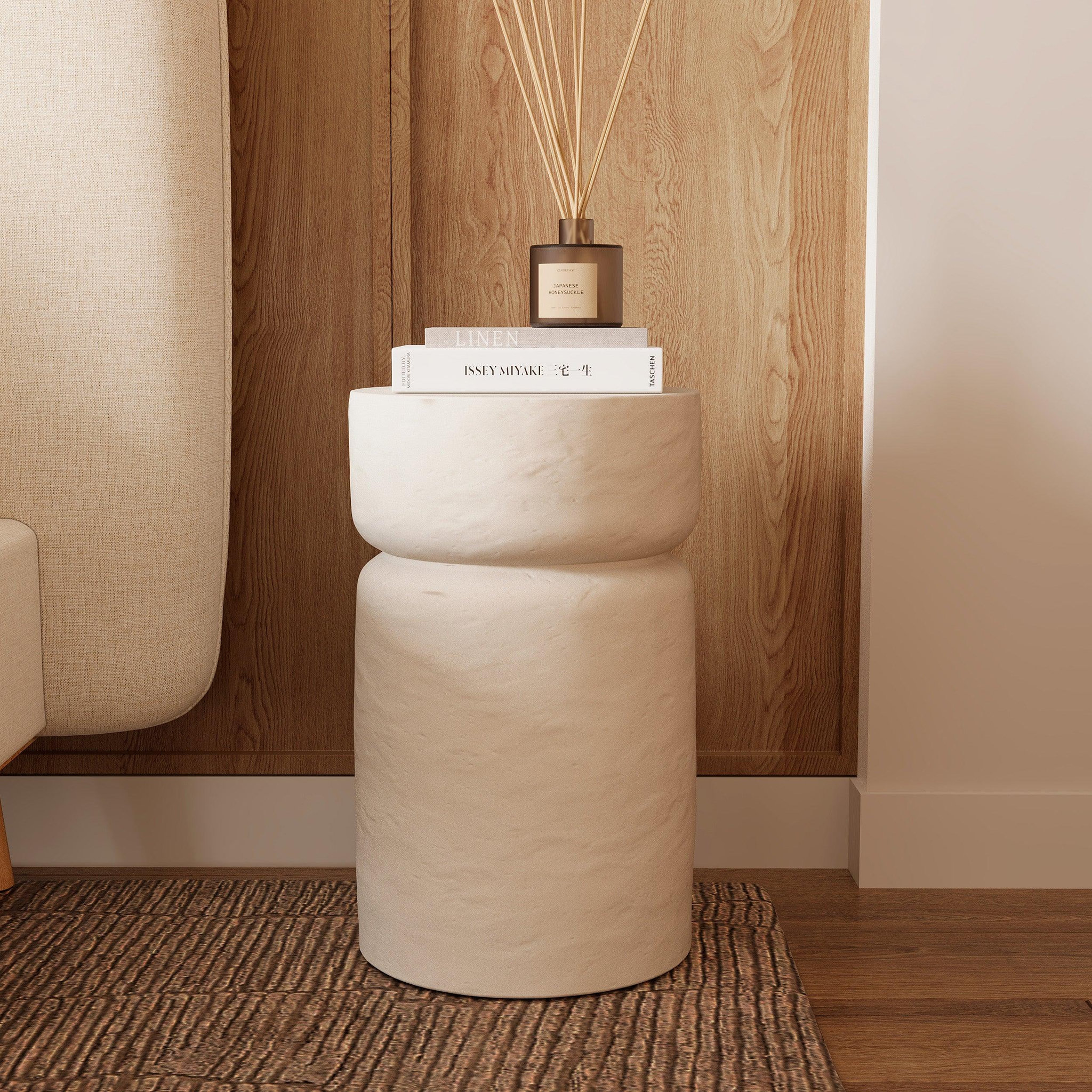 Voir la diapositive 2 : MAISON PAVANE Table d'appoint ronde blanche en fibre d'argile effet béton D30 cm-Tahiti