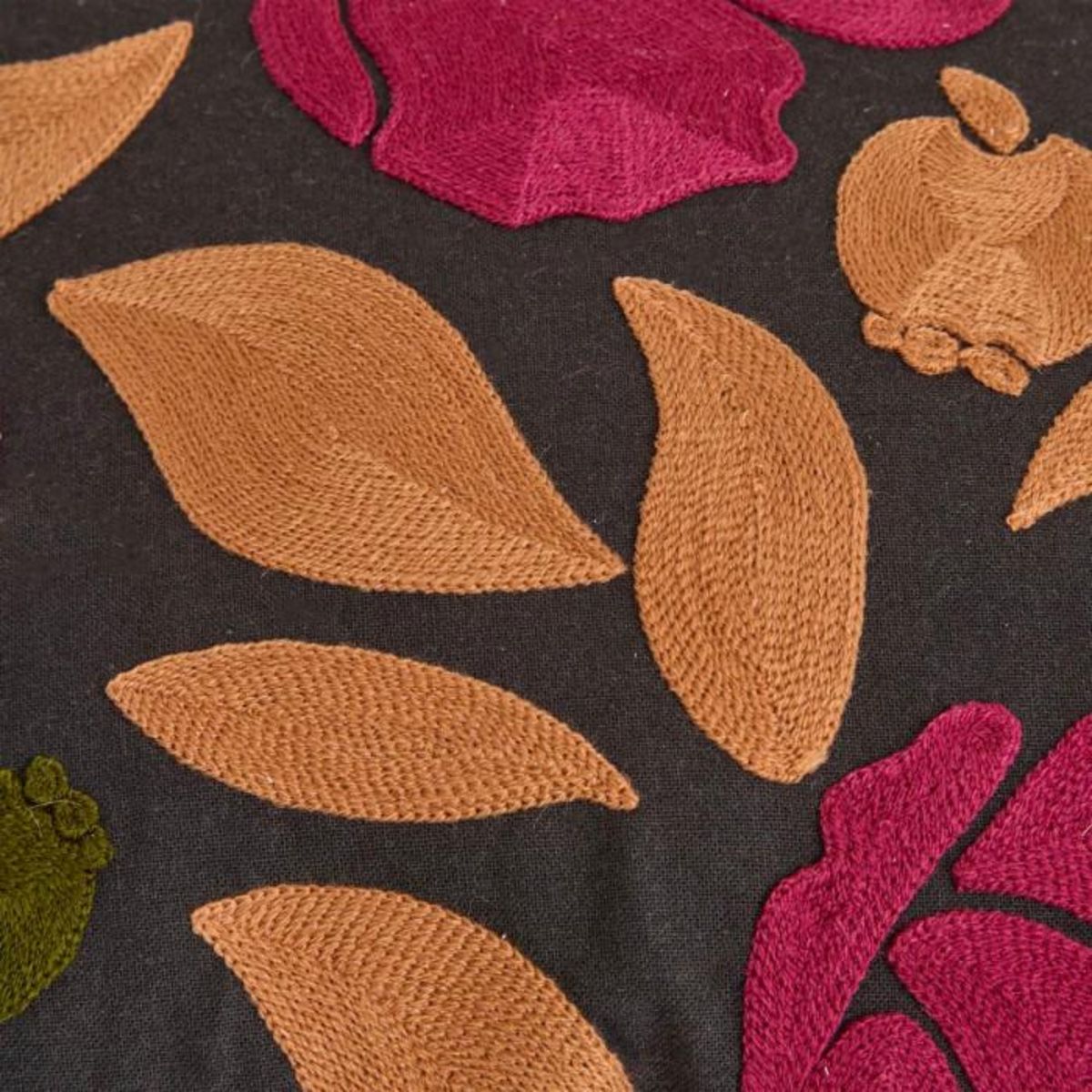 ATMOSPHERA Coussin Déco Brodé  Belli  45x45cm Multicolore