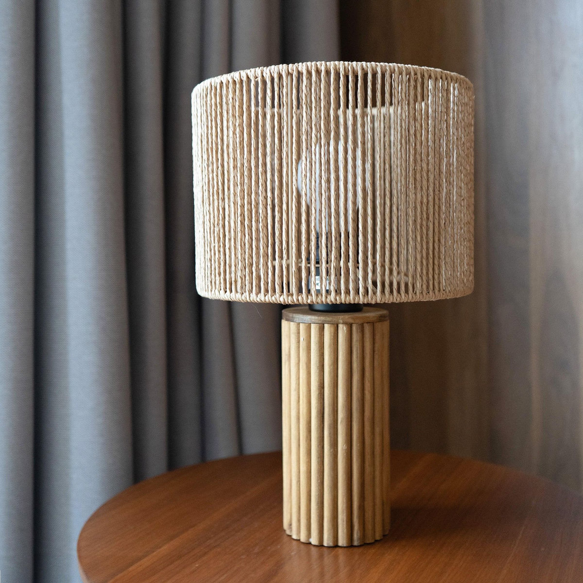 Rendez vous déco Lampe en papier de corde et socle en rondin de bois-Mira