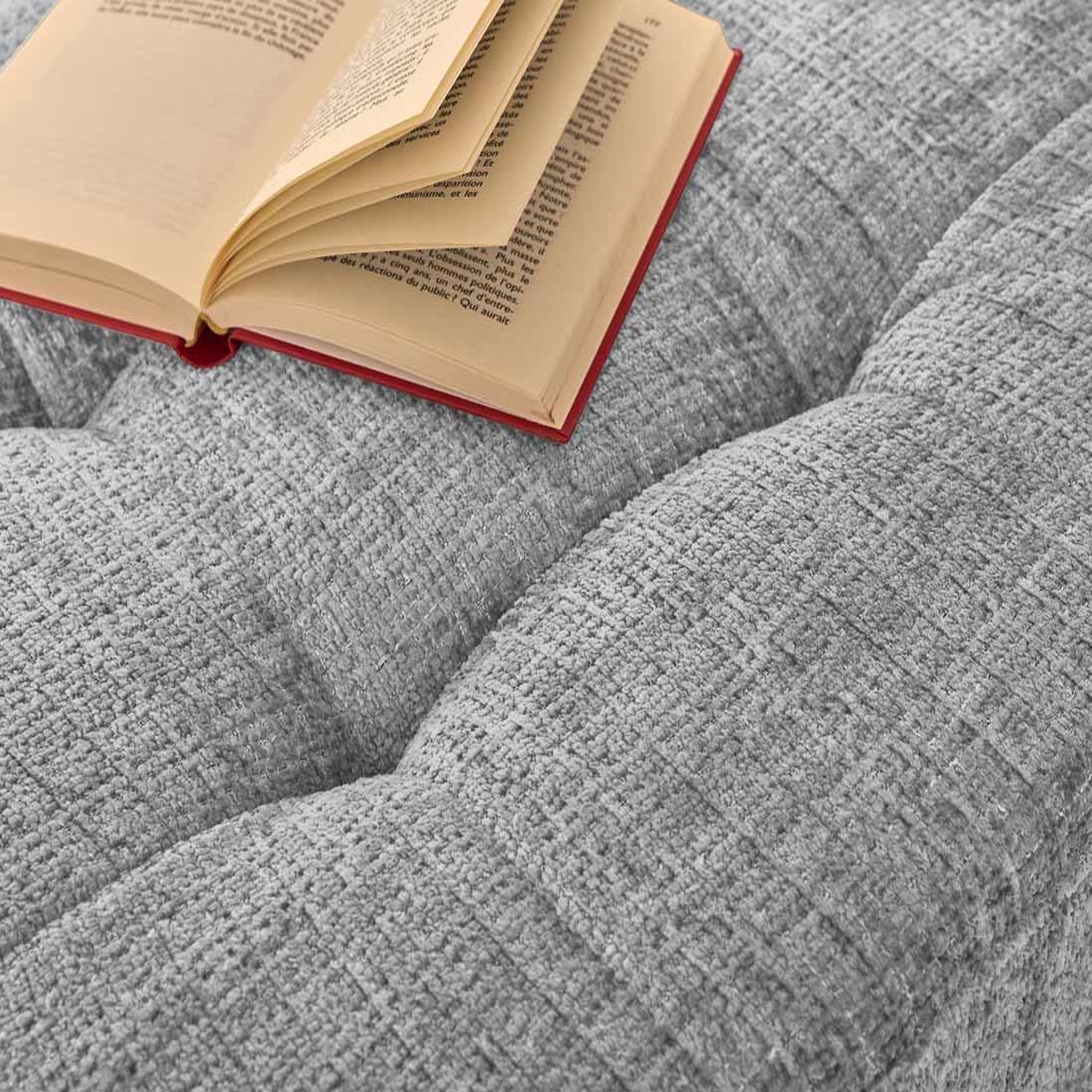 Voir la diapositive 6 : LISA DESIGN Anna - canapé droit 2 places avec poche en velours texturé