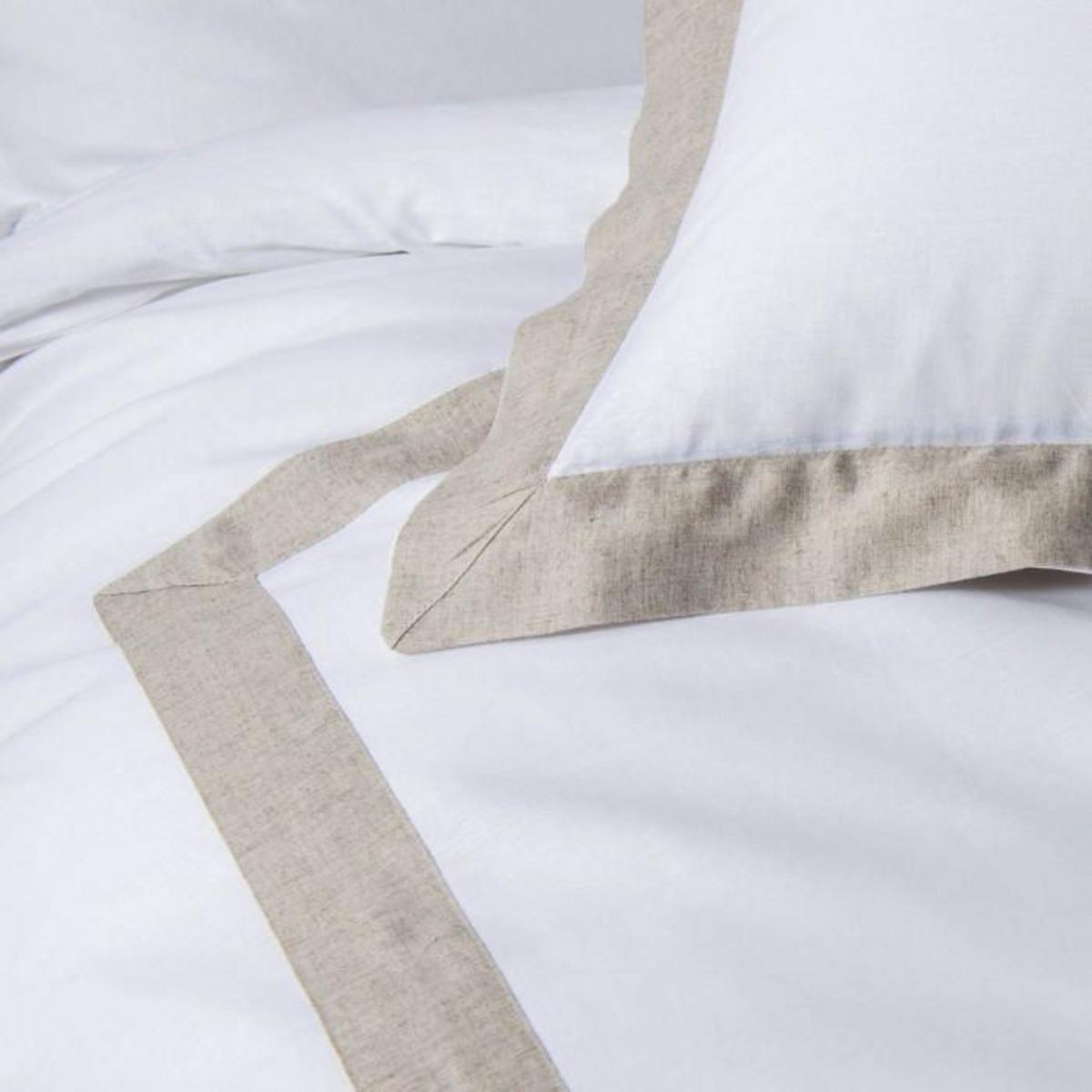 Paris Prix Parure de Lit 3 Pièces  Lauraline  240x220cm Blanc