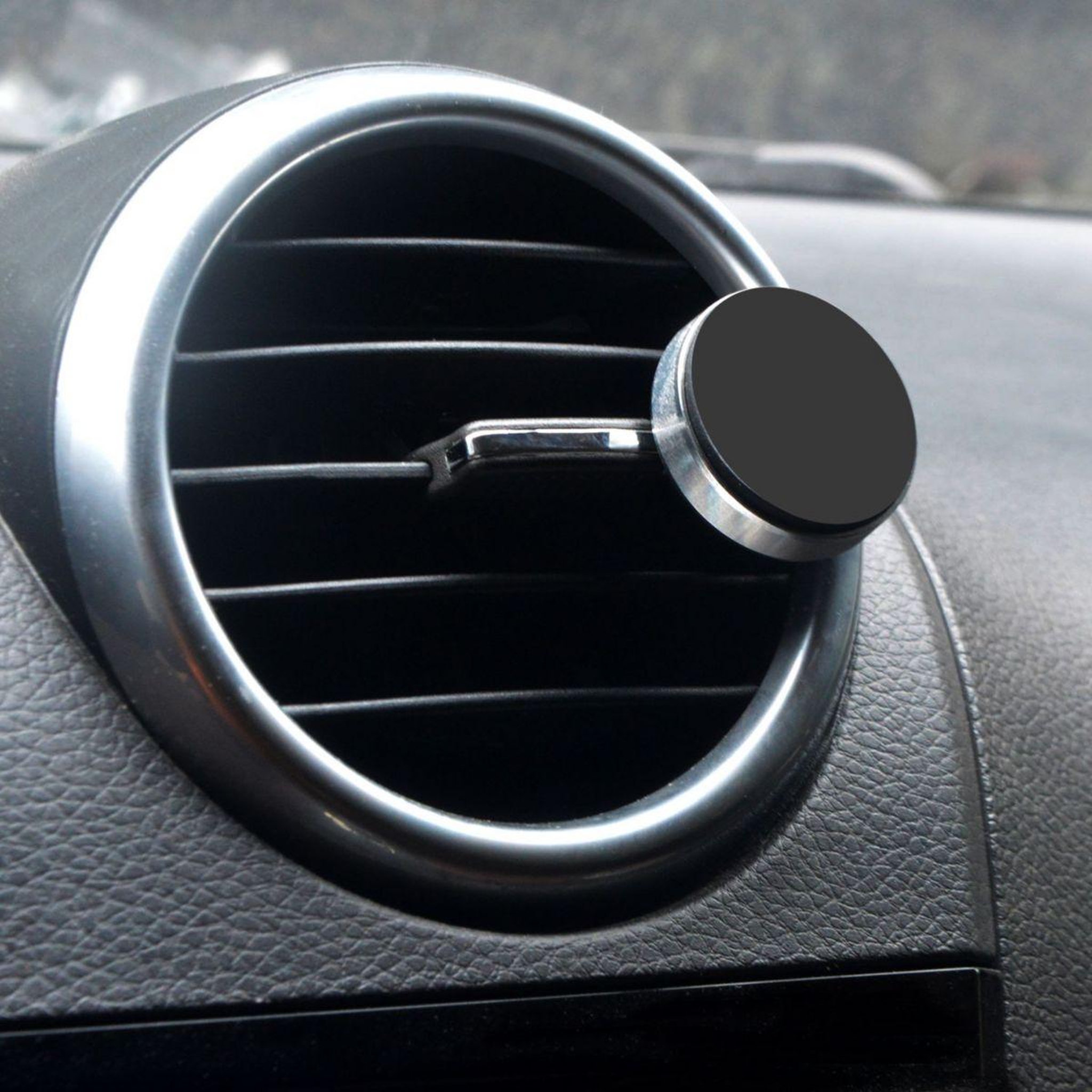 Voir la diapositive 2 : ESSENTIEL B Support smartphone MagSafe grille aération pour voiture