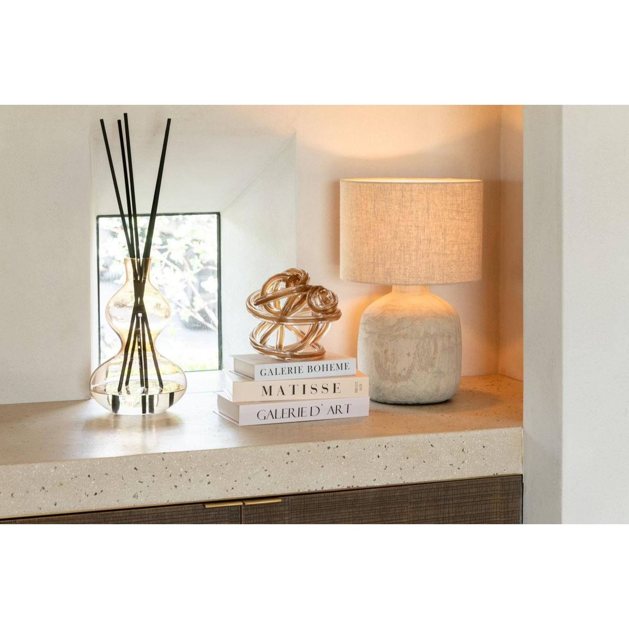 Voir la diapositive 6 : J-LINE Lampe à poser en terre cuite  mia  47cm beige