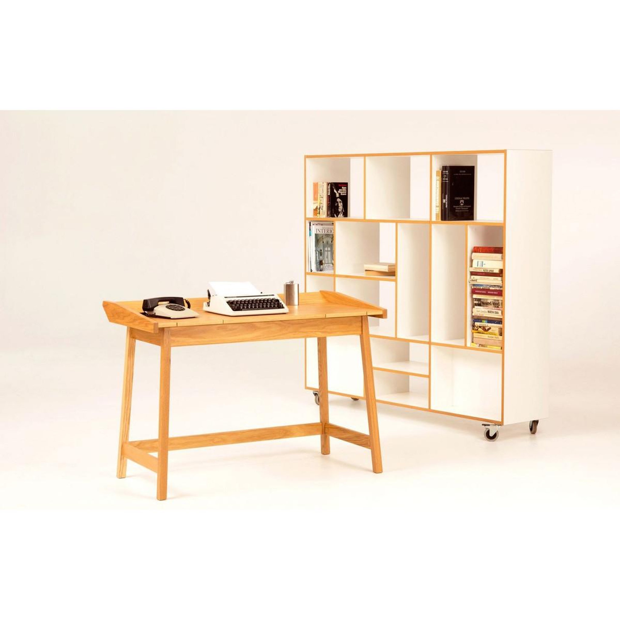 Voir la diapositive 6 : Paris Prix Étagère bibliothèque design  southbury  143cm chêne & blanc