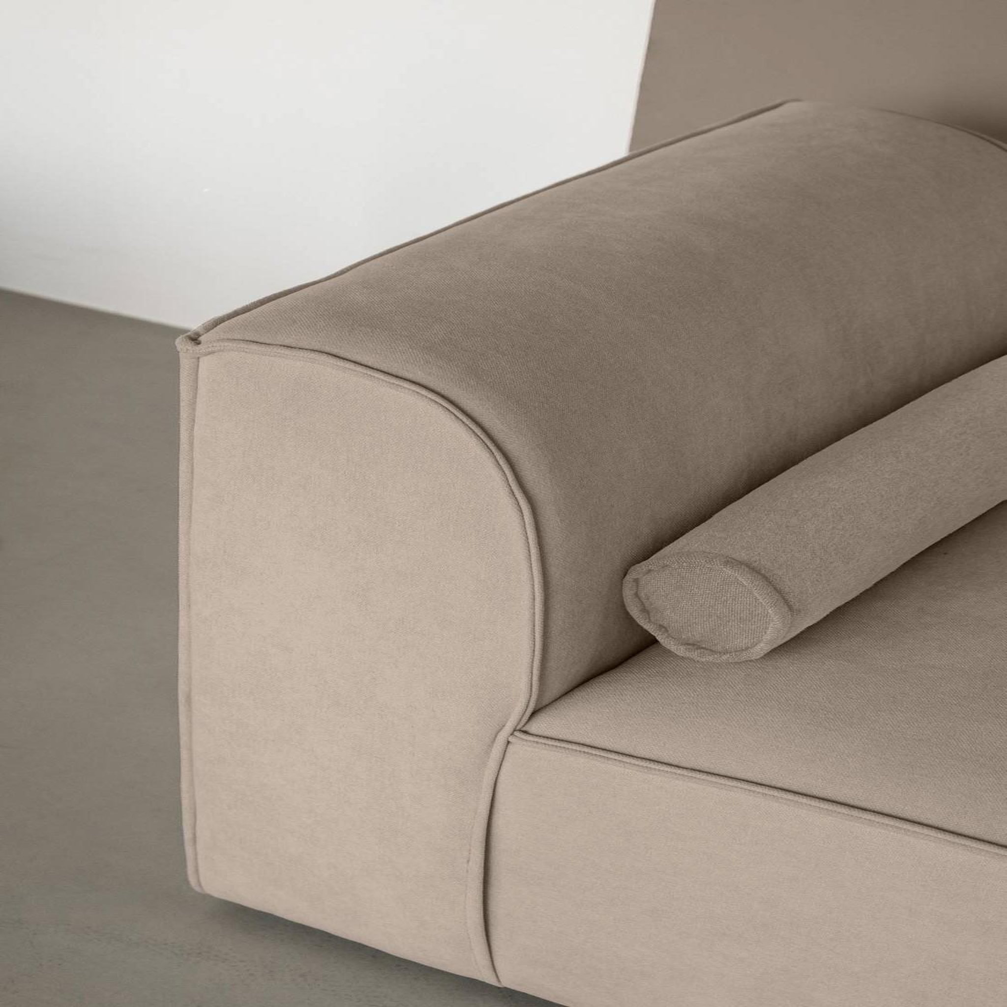 Voir la diapositive 6 : BEST MOBILIER Felix - module d'assise gauche en tissu texturé